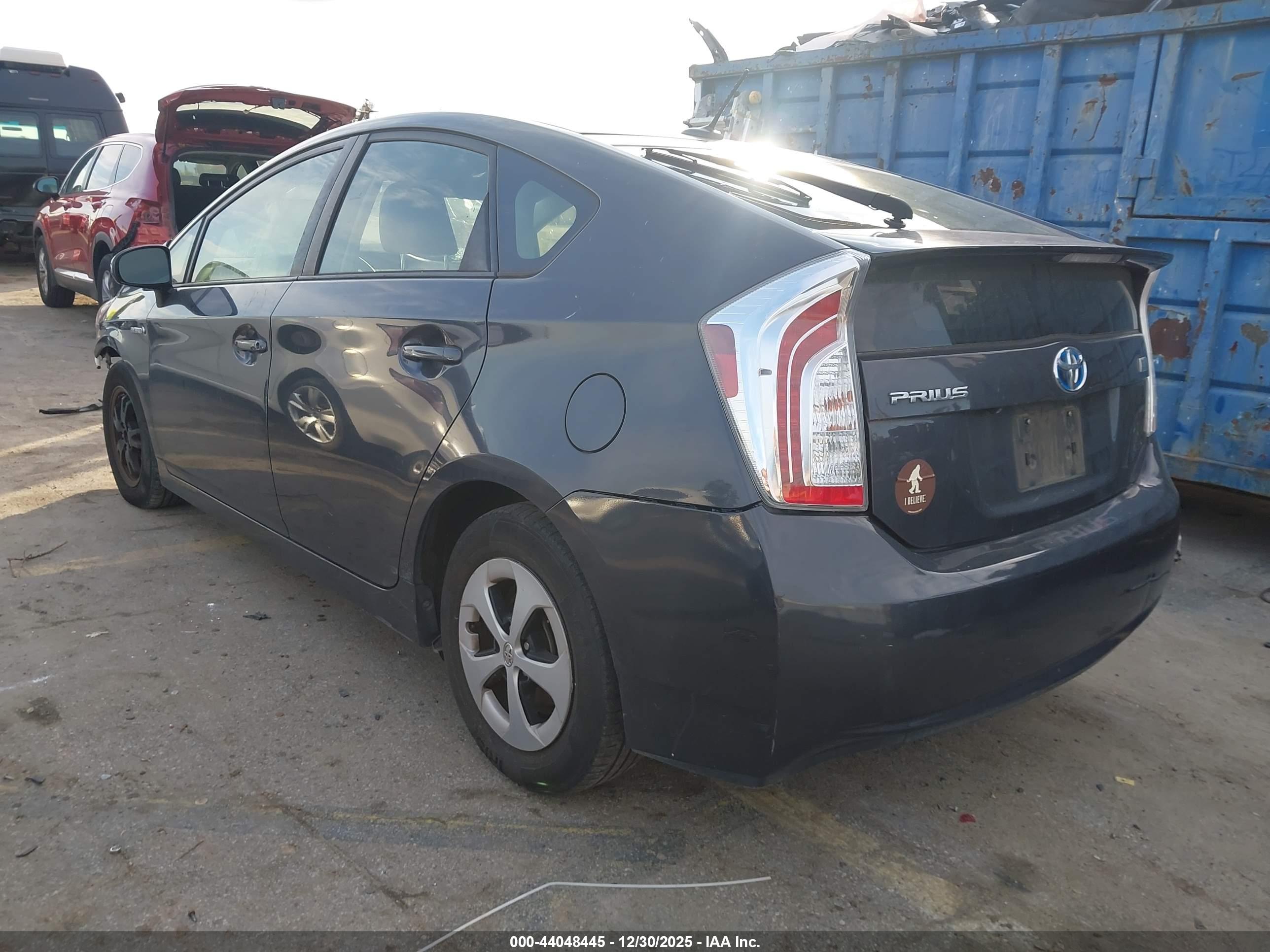 TOYOTA PRIUS image 3