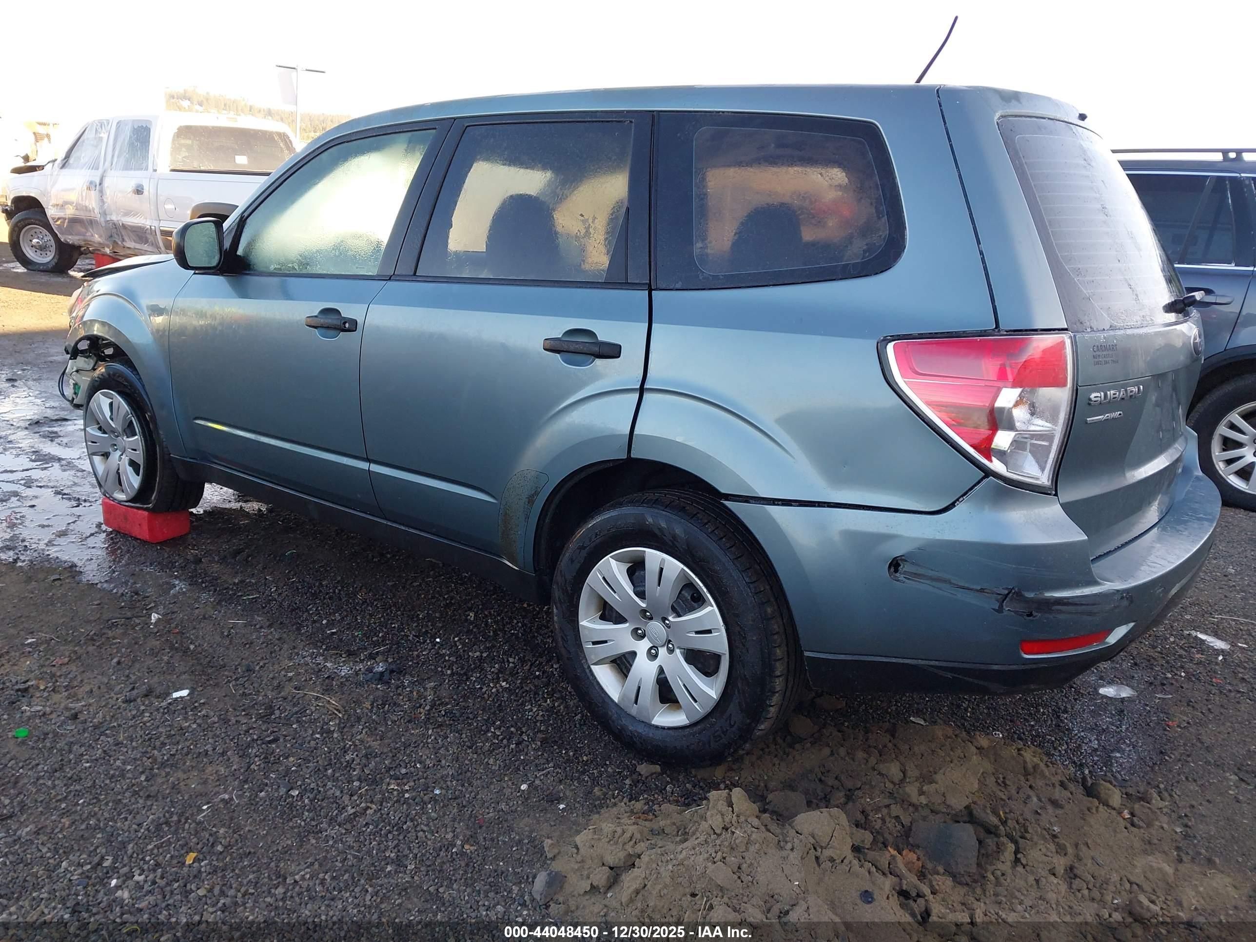 SUBARU FORESTER image 3