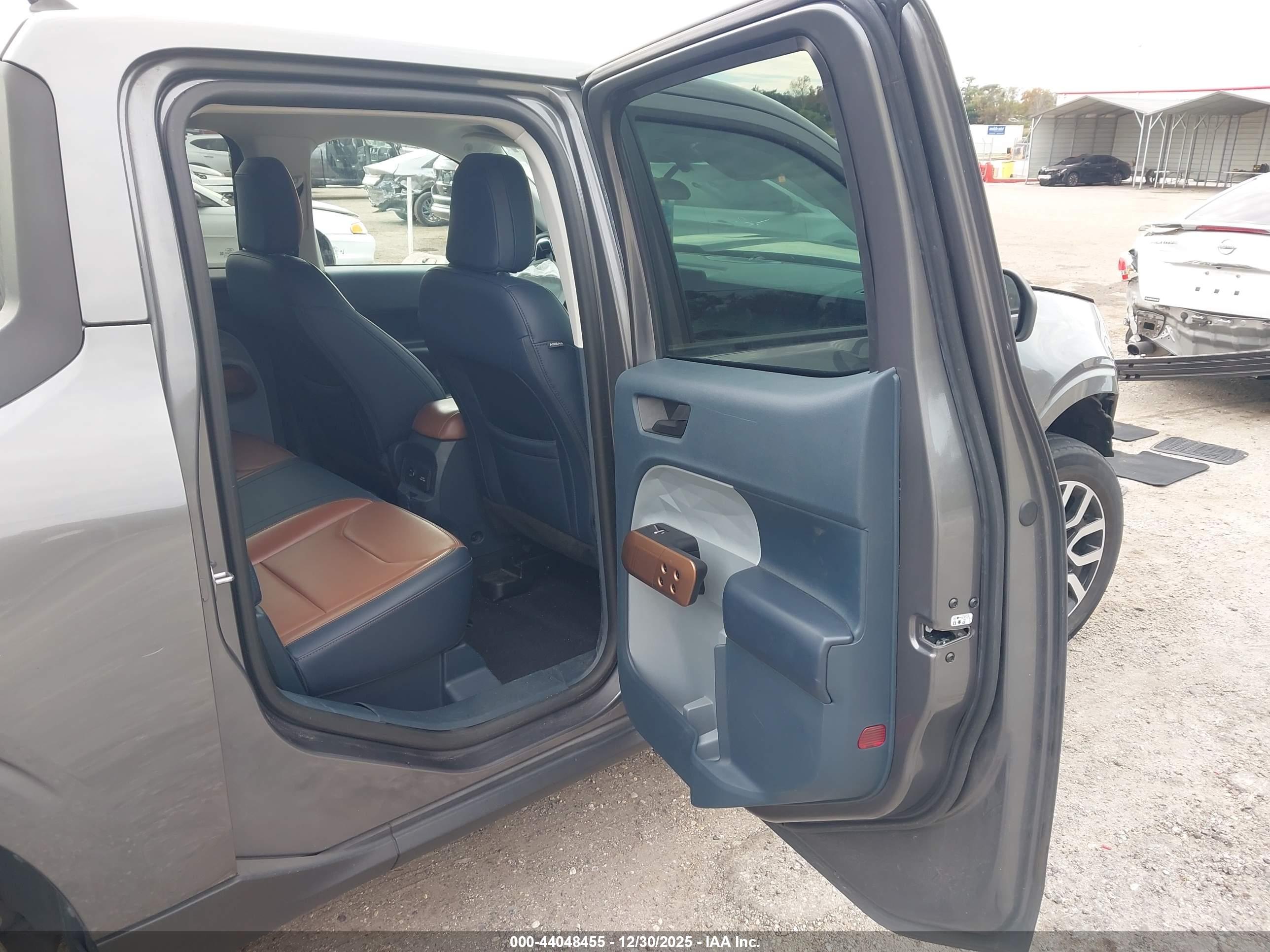 FORD MAVERICK image 8