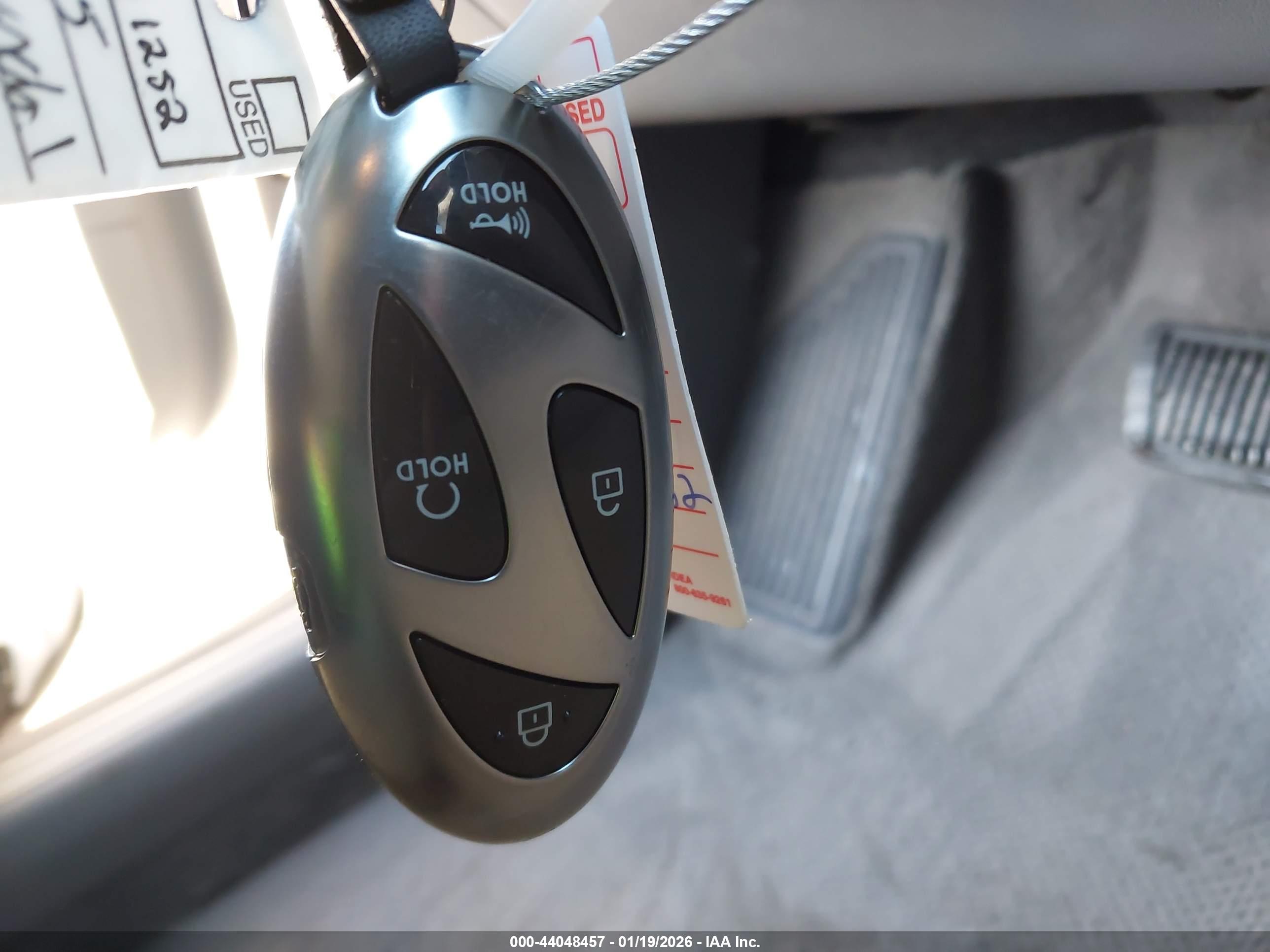 HYUNDAI ELANTRA image 11