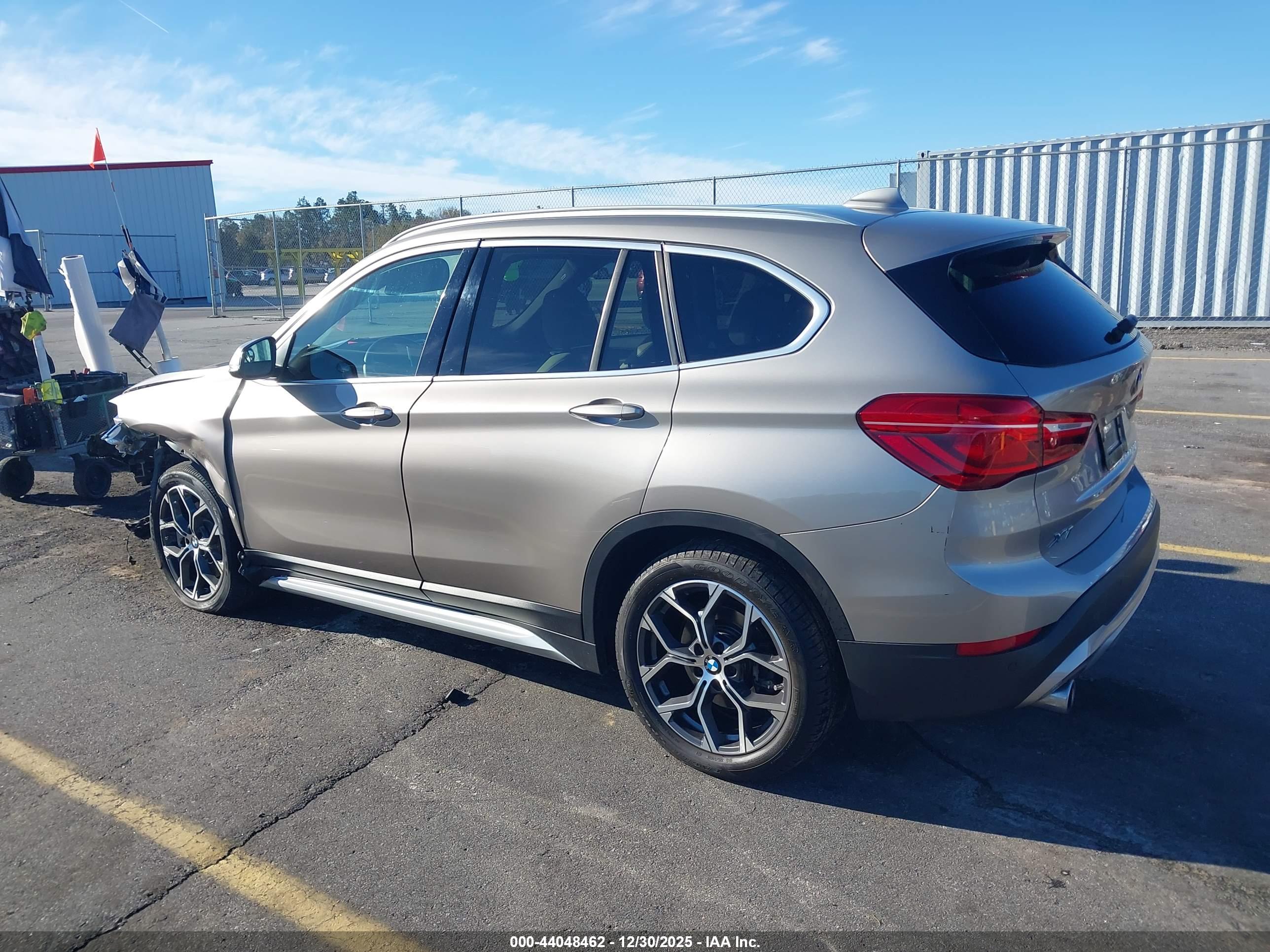 BMW X1 image 3
