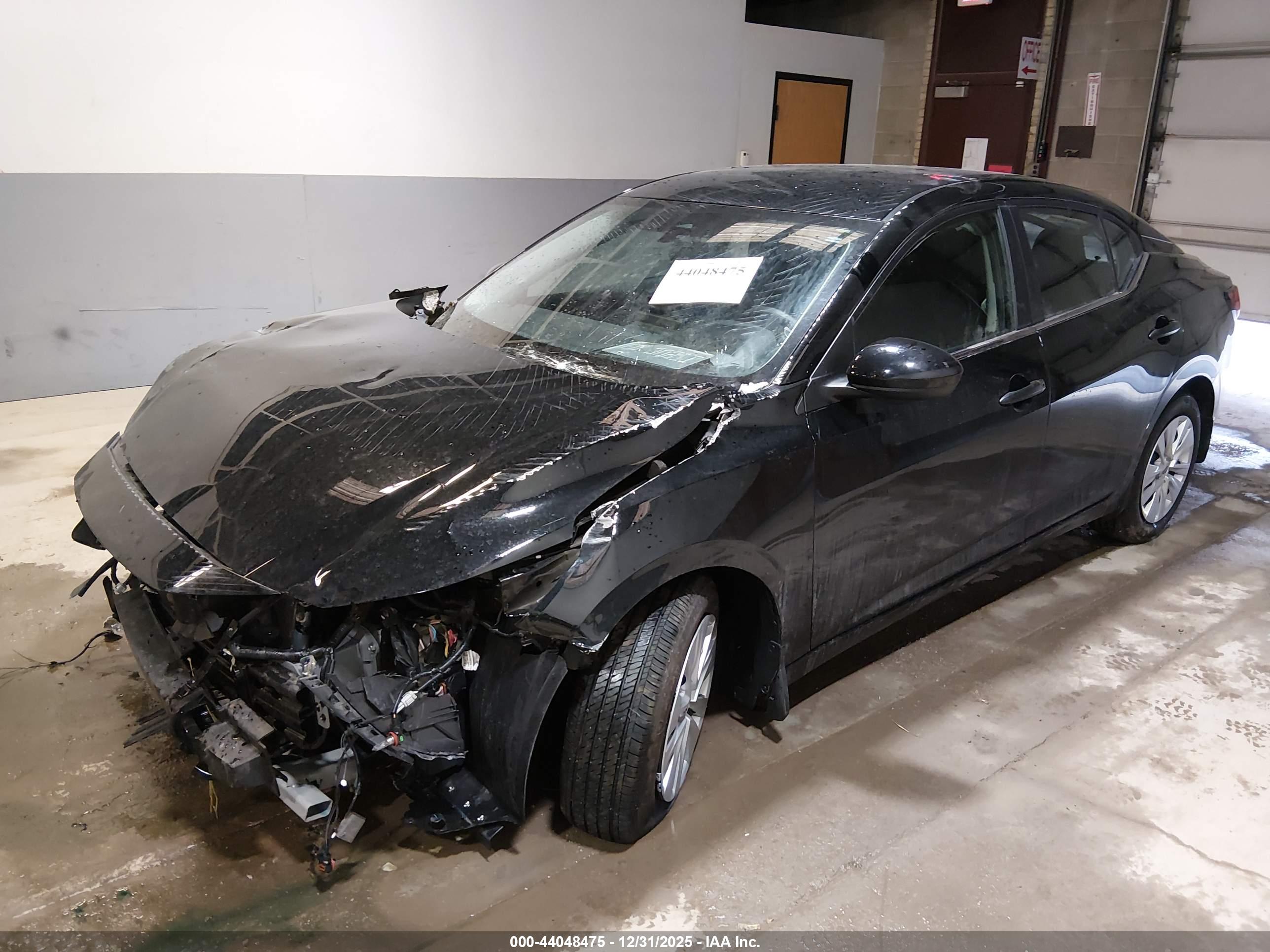 NISSAN SENTRA image 2