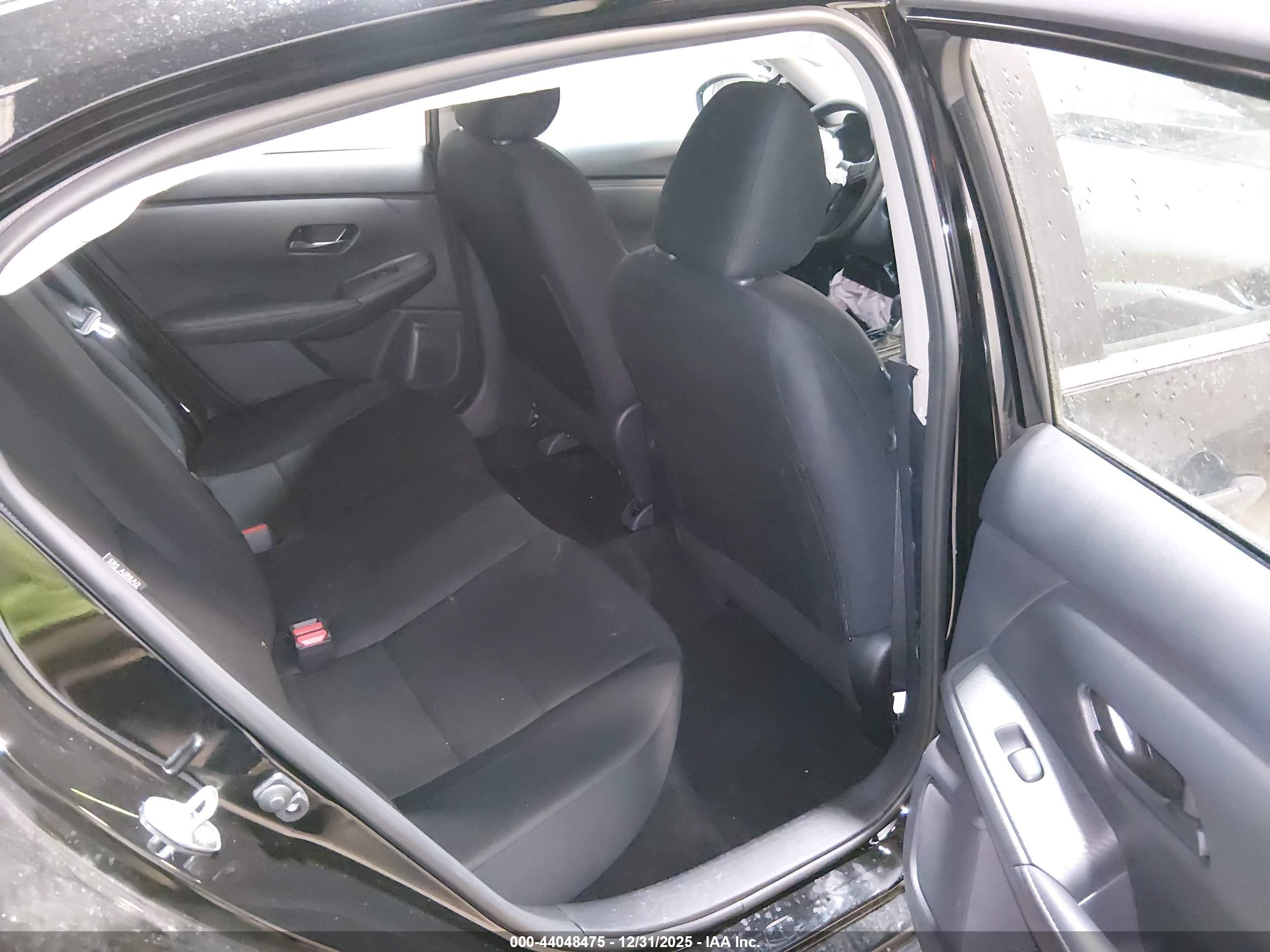 NISSAN SENTRA image 8