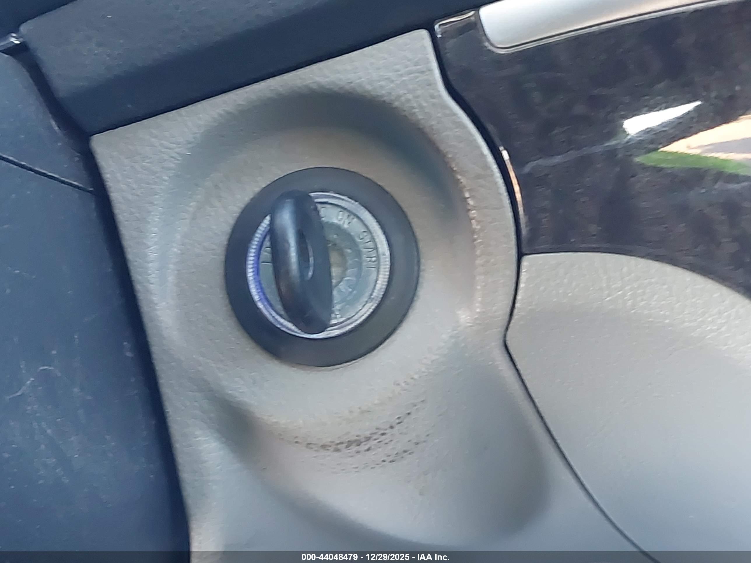 HYUNDAI SANTA image 11