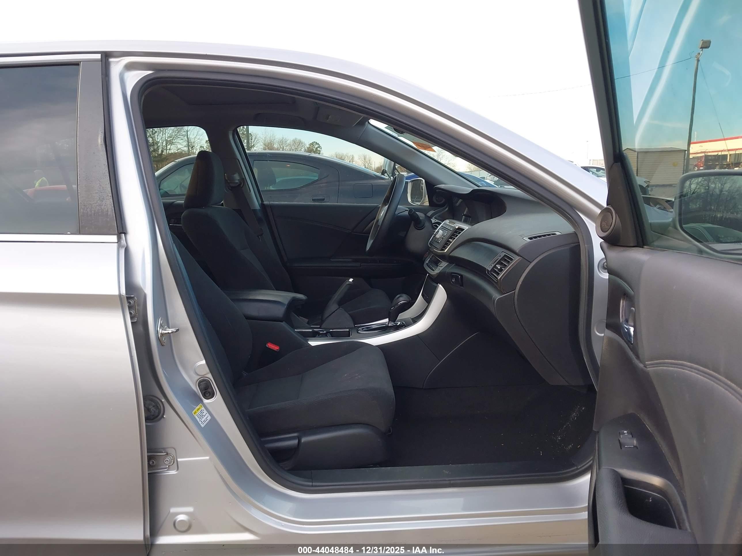 HONDA ACCORD image 5