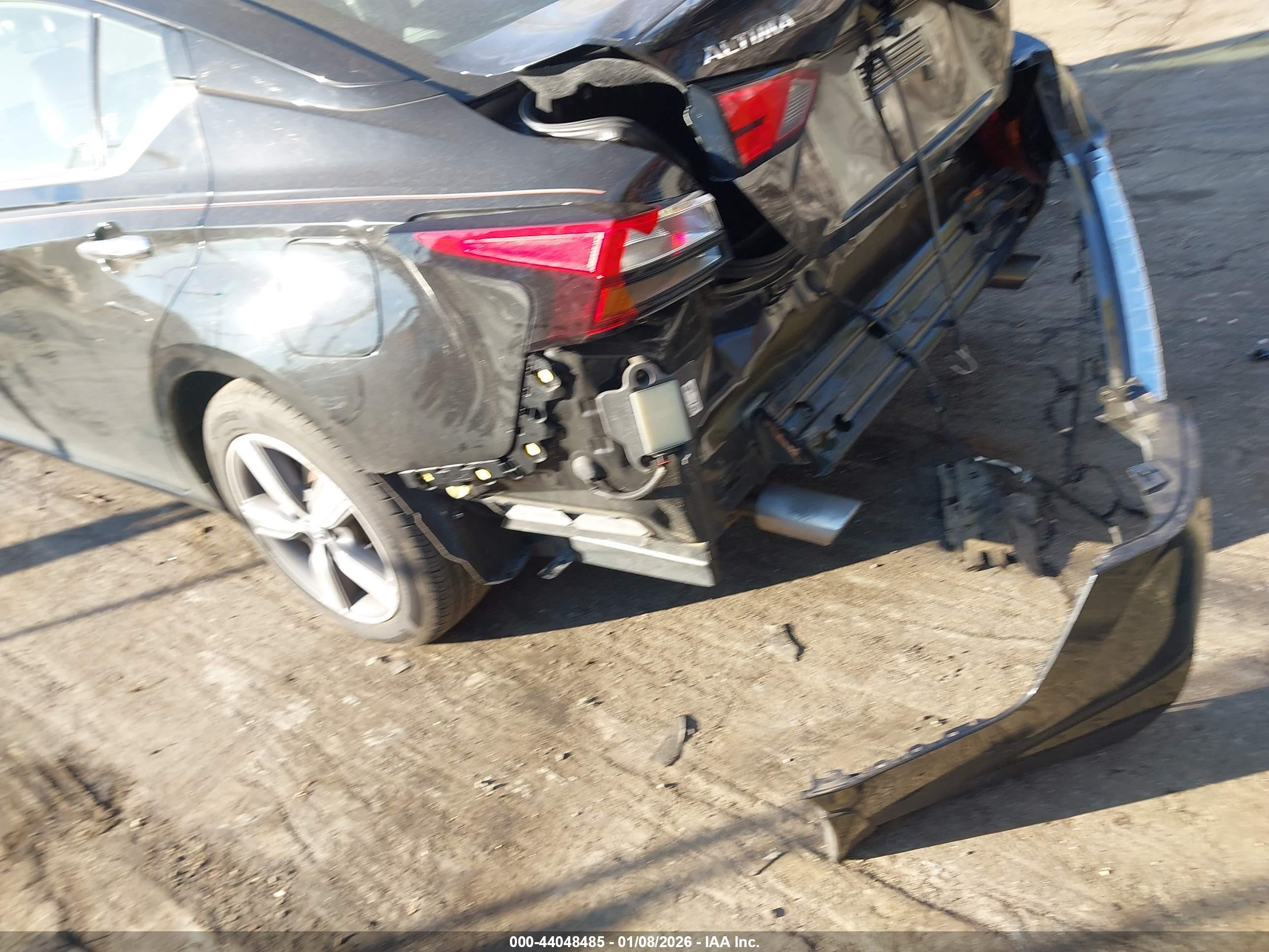 NISSAN ALTIMA image 6