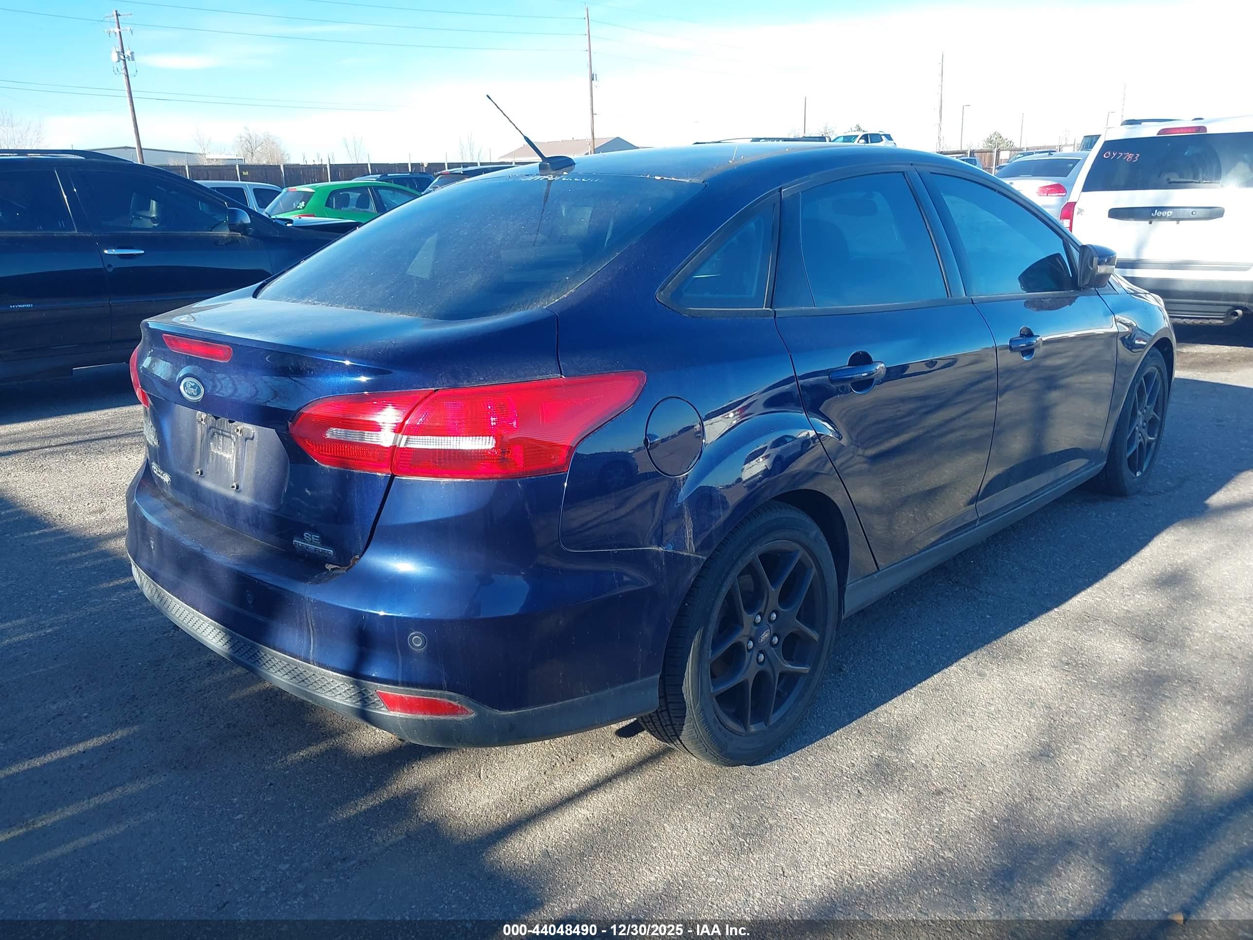 FORD FOCUS image 4