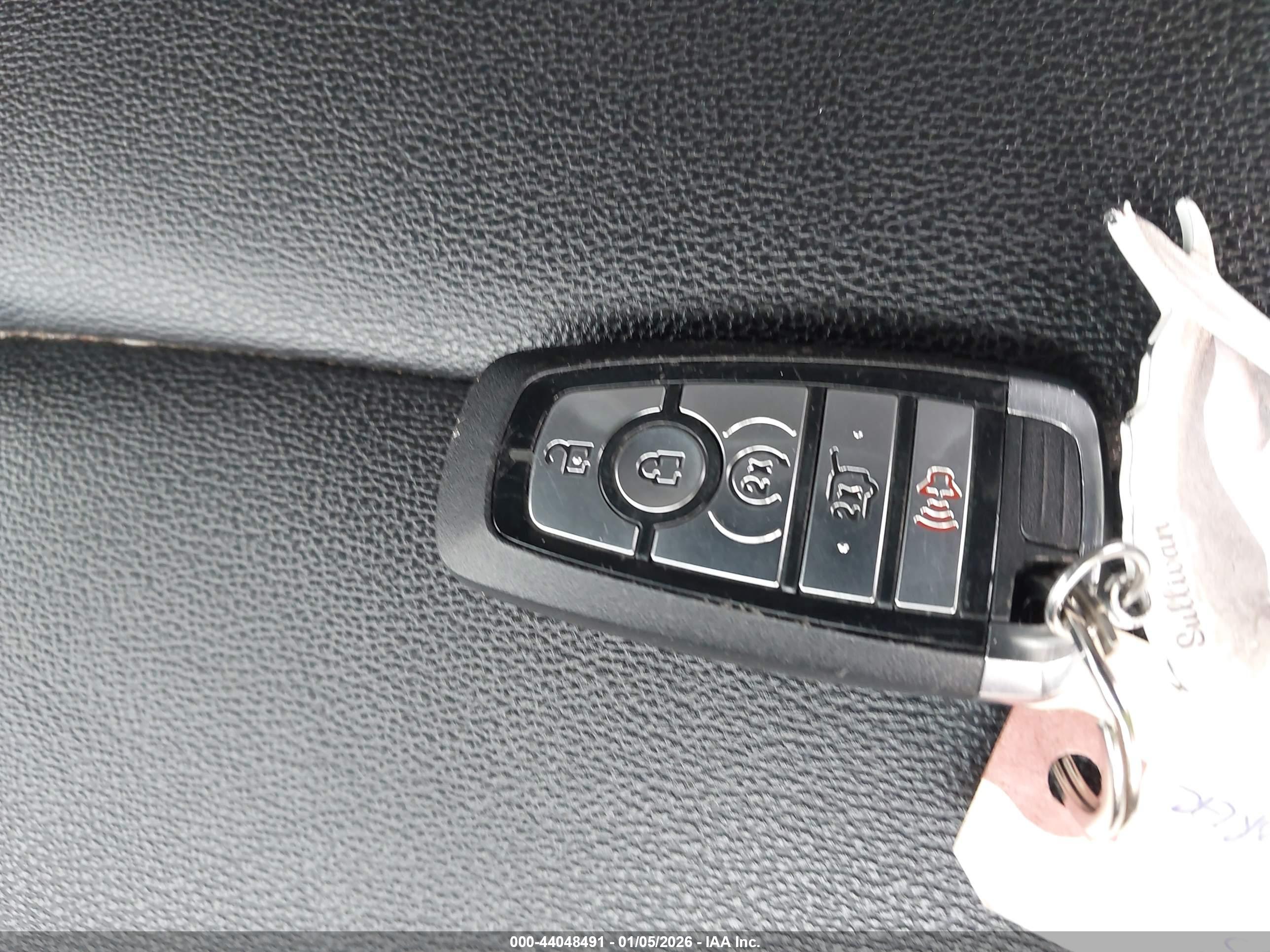 FORD EXPLORER image 11