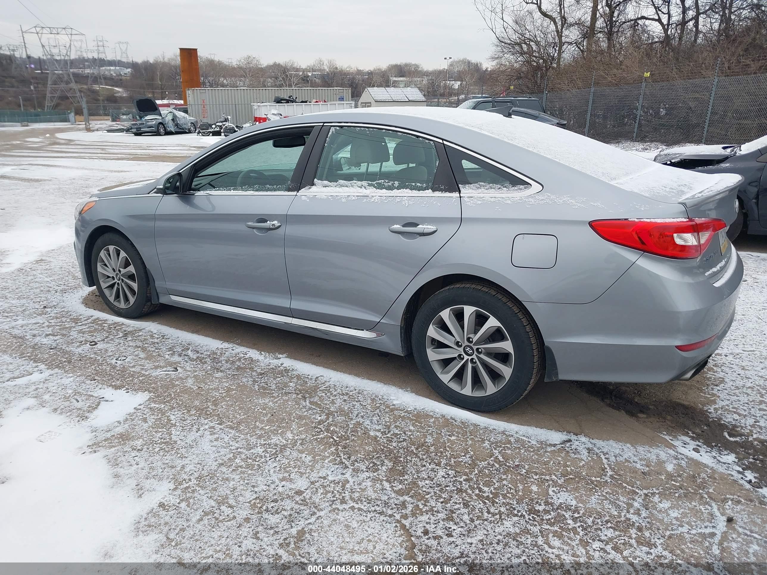 HYUNDAI SONATA image 3