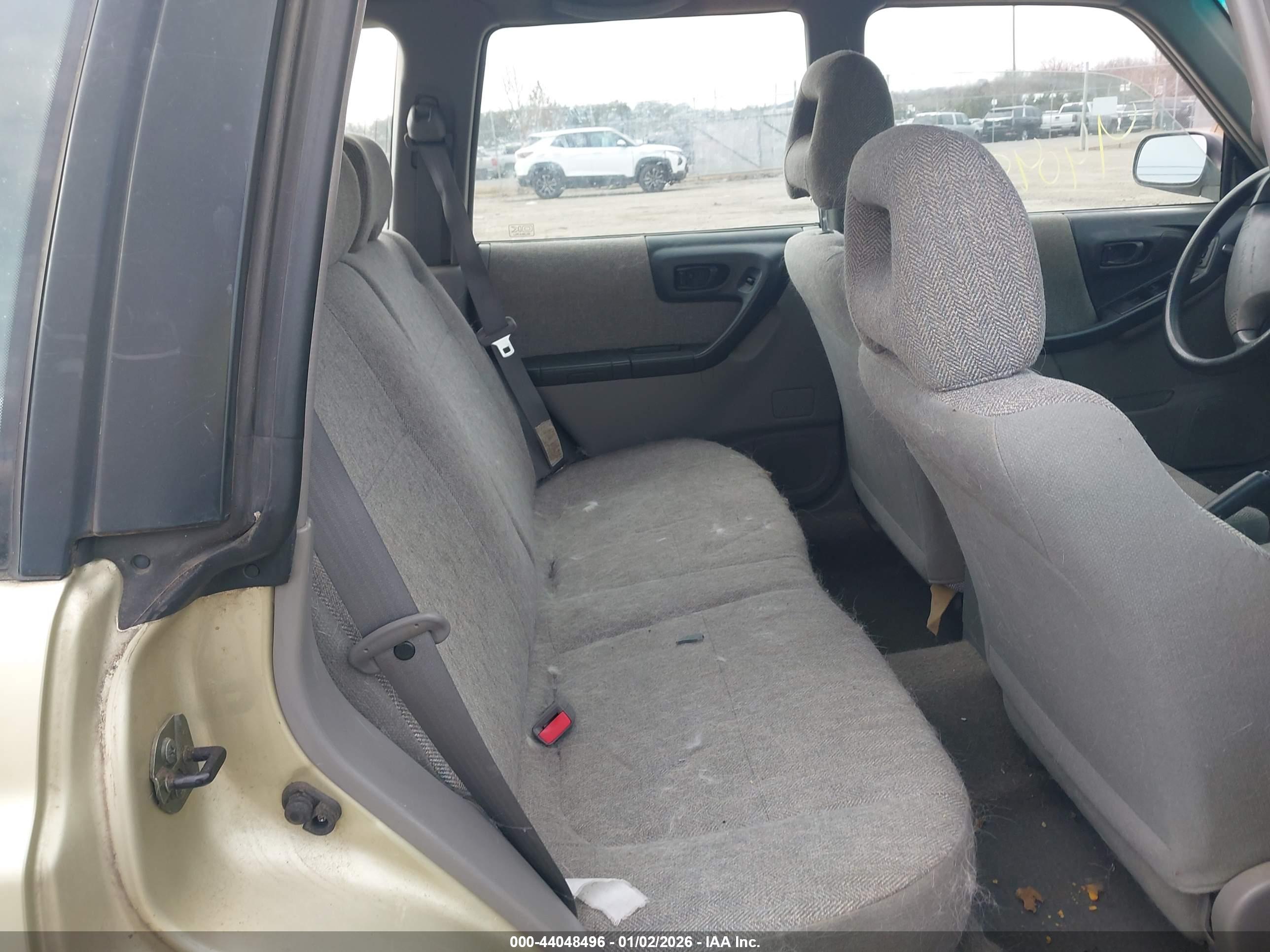 SUBARU FORESTER image 8