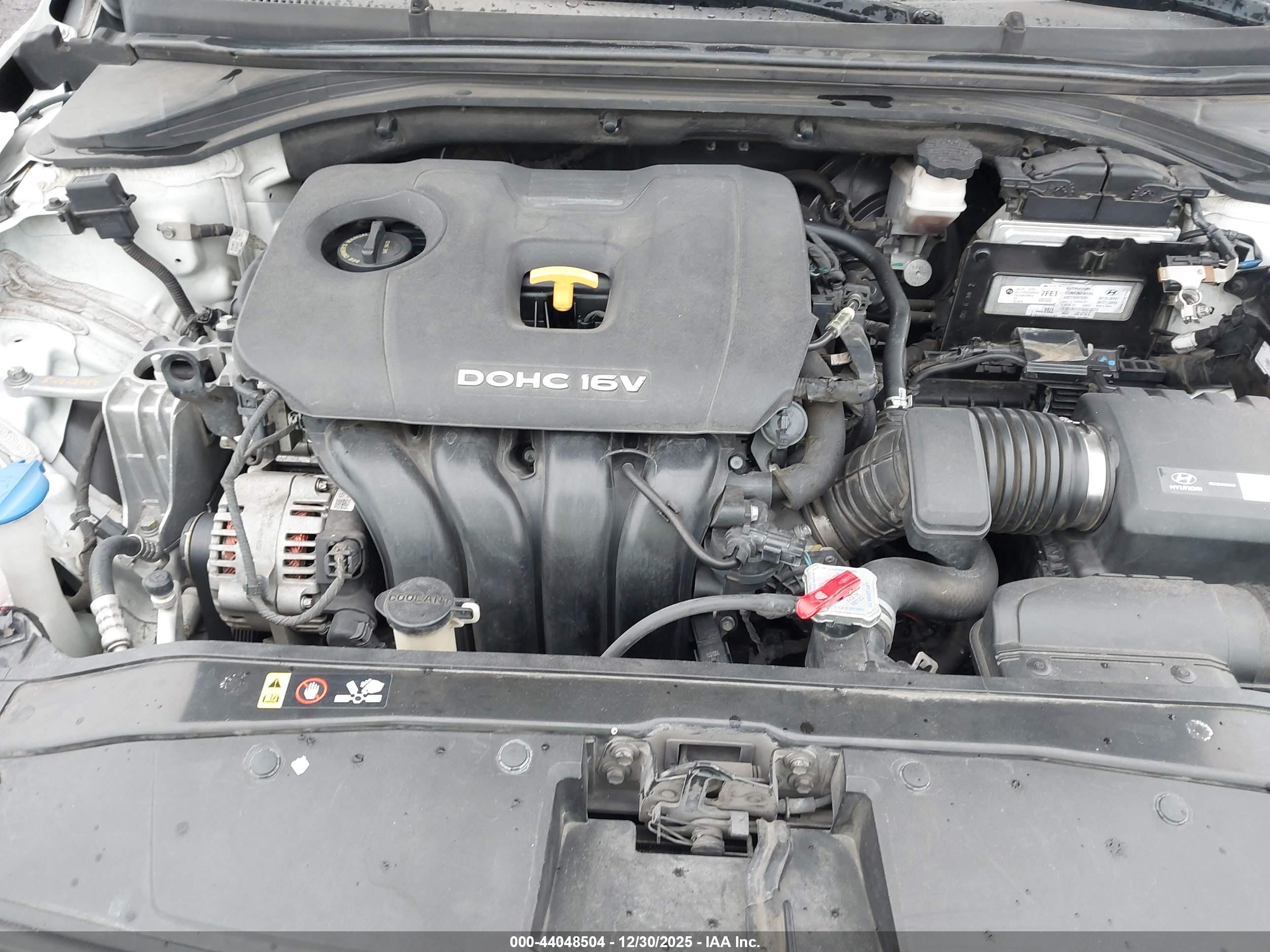 HYUNDAI ELANTRA image 10
