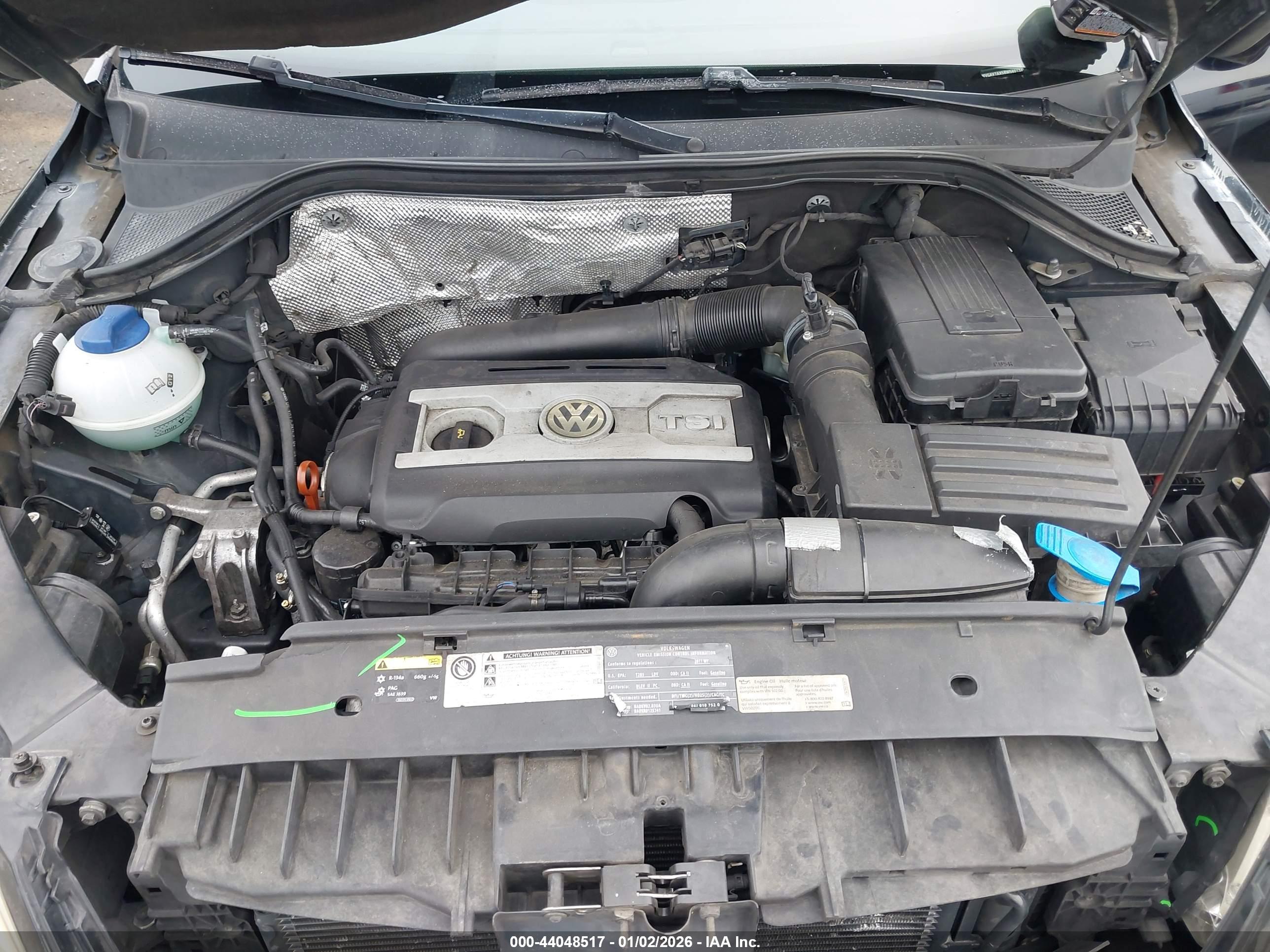 VOLKSWAGEN TIGUAN image 10