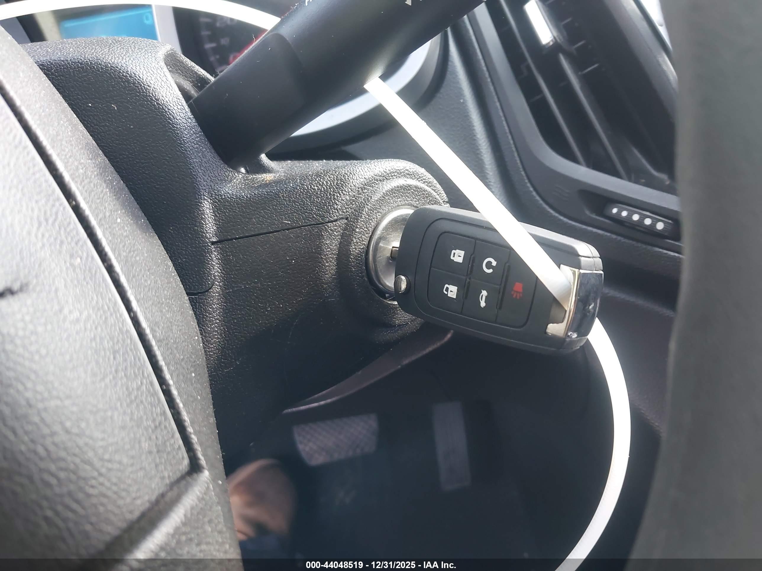 CHEVROLET EQUINOX image 11