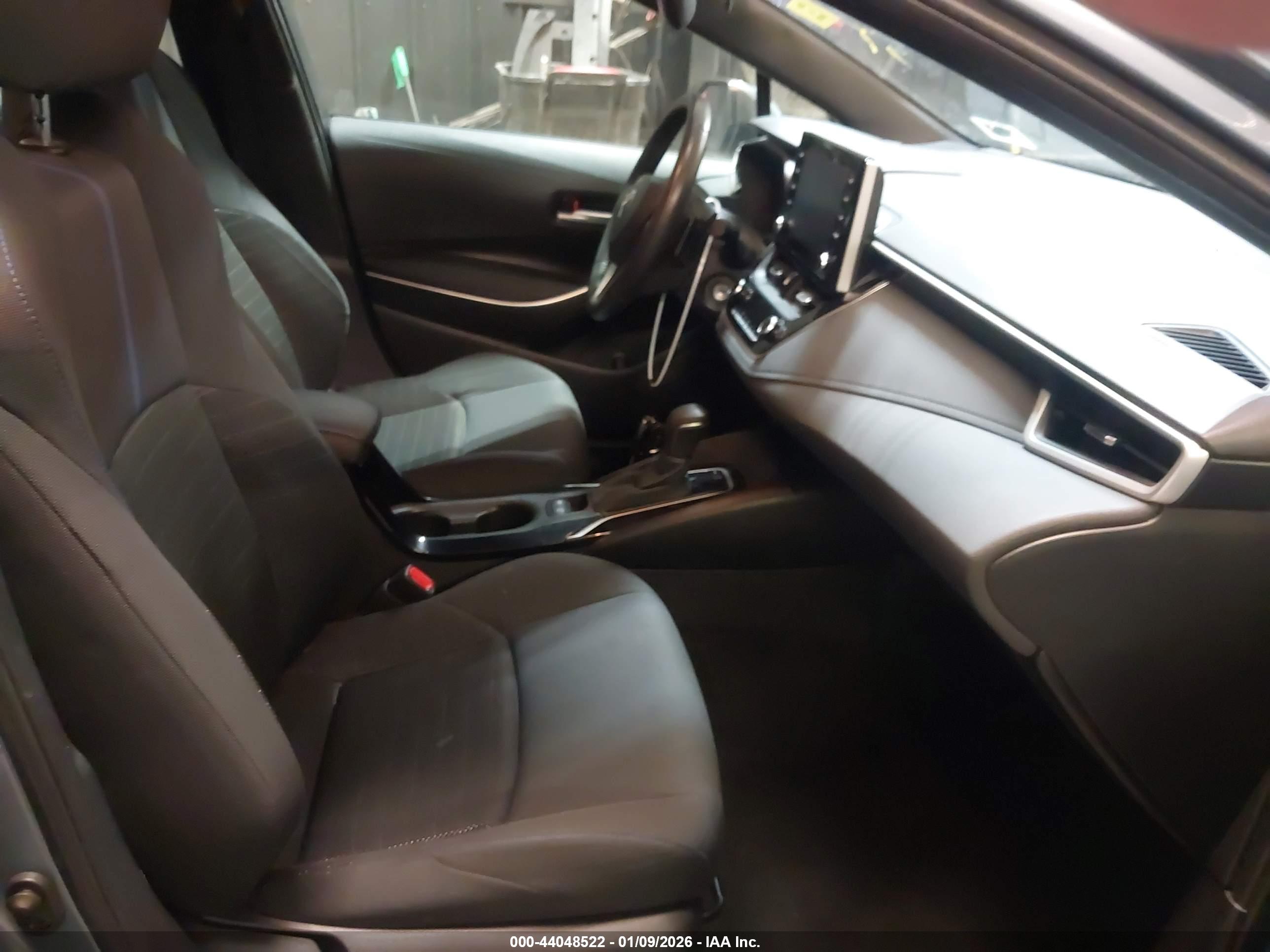 TOYOTA COROLLA image 5