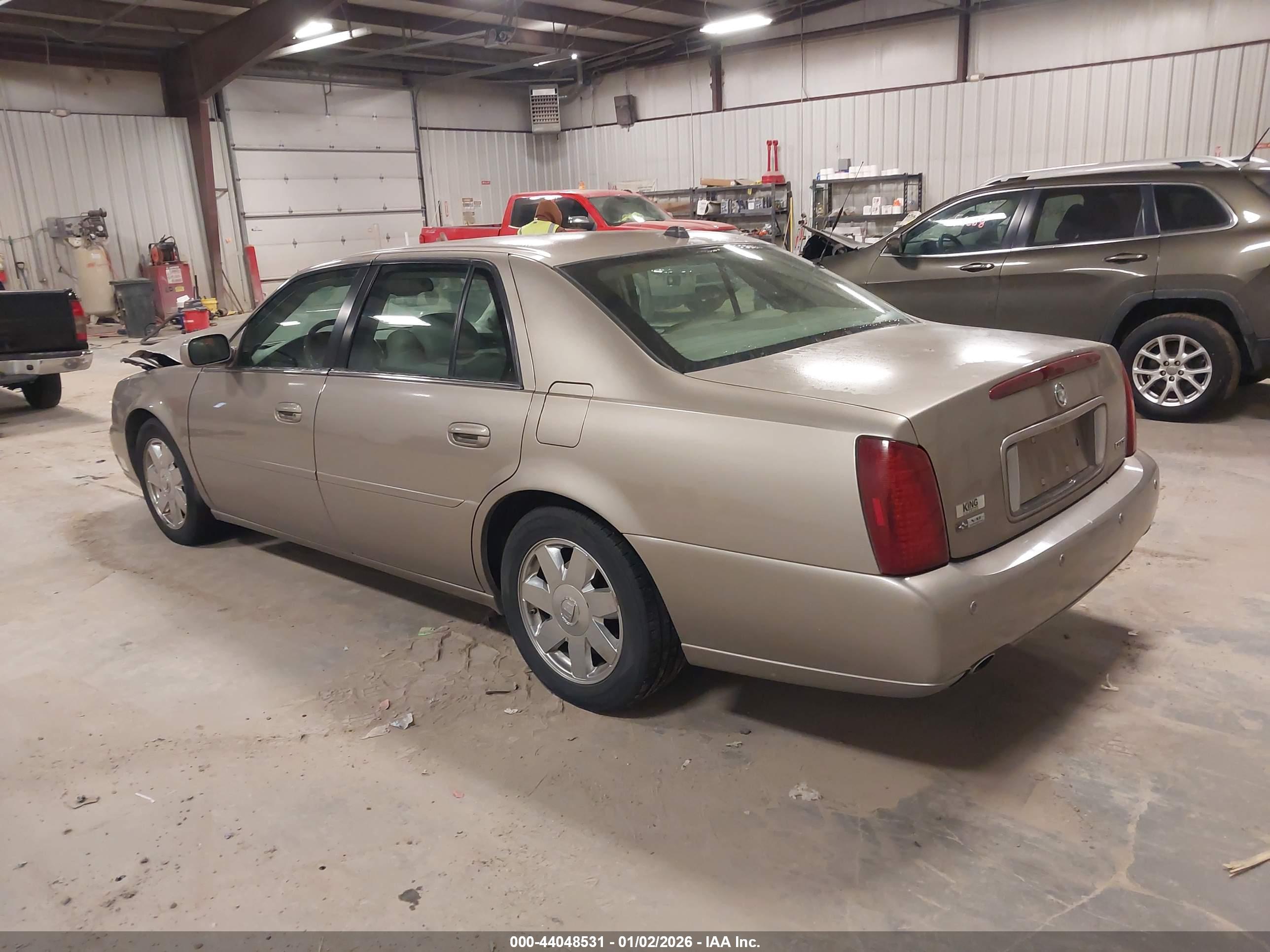 CADILLAC DEVILLE image 3