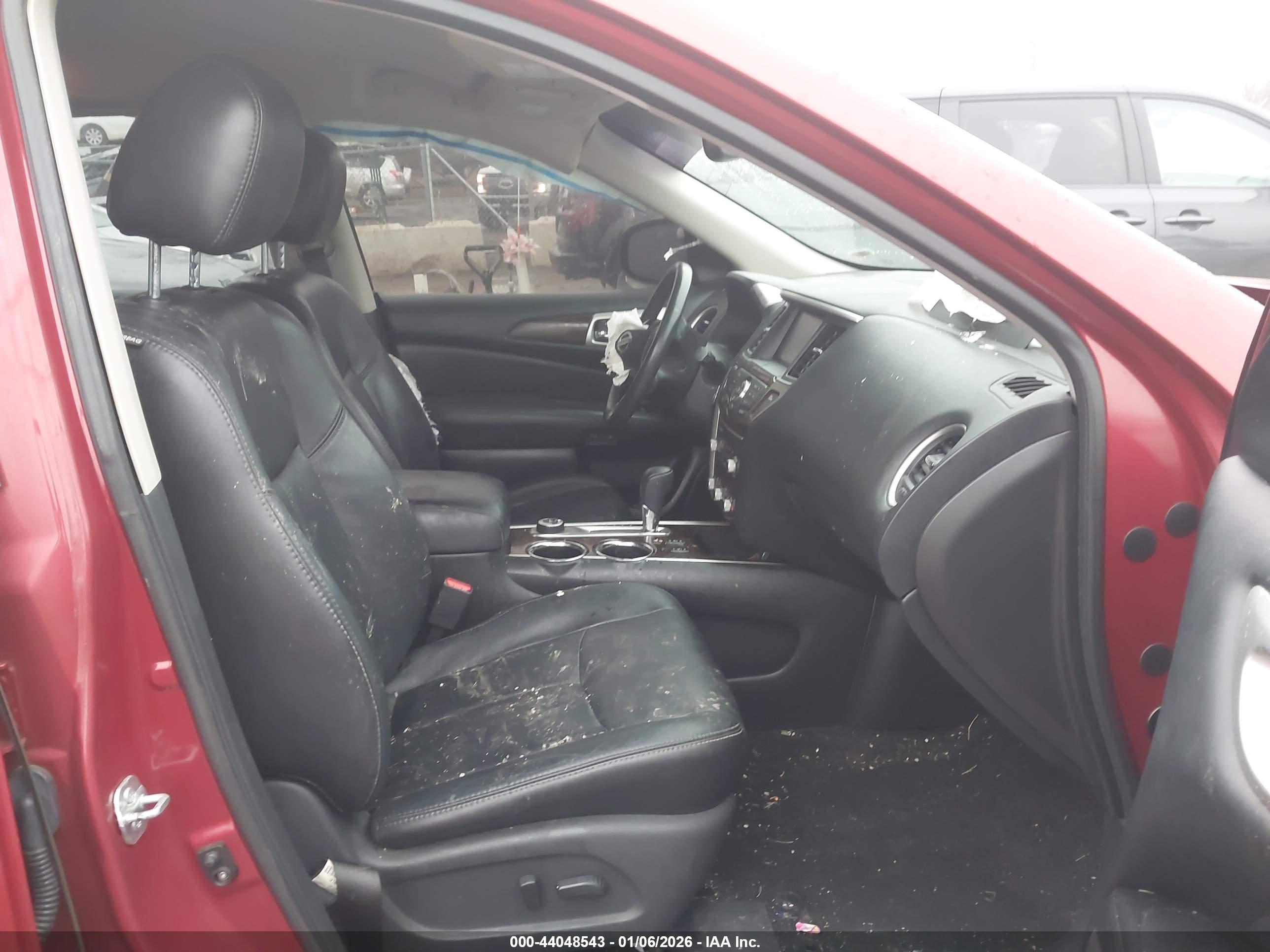 NISSAN PATHFINDER image 5