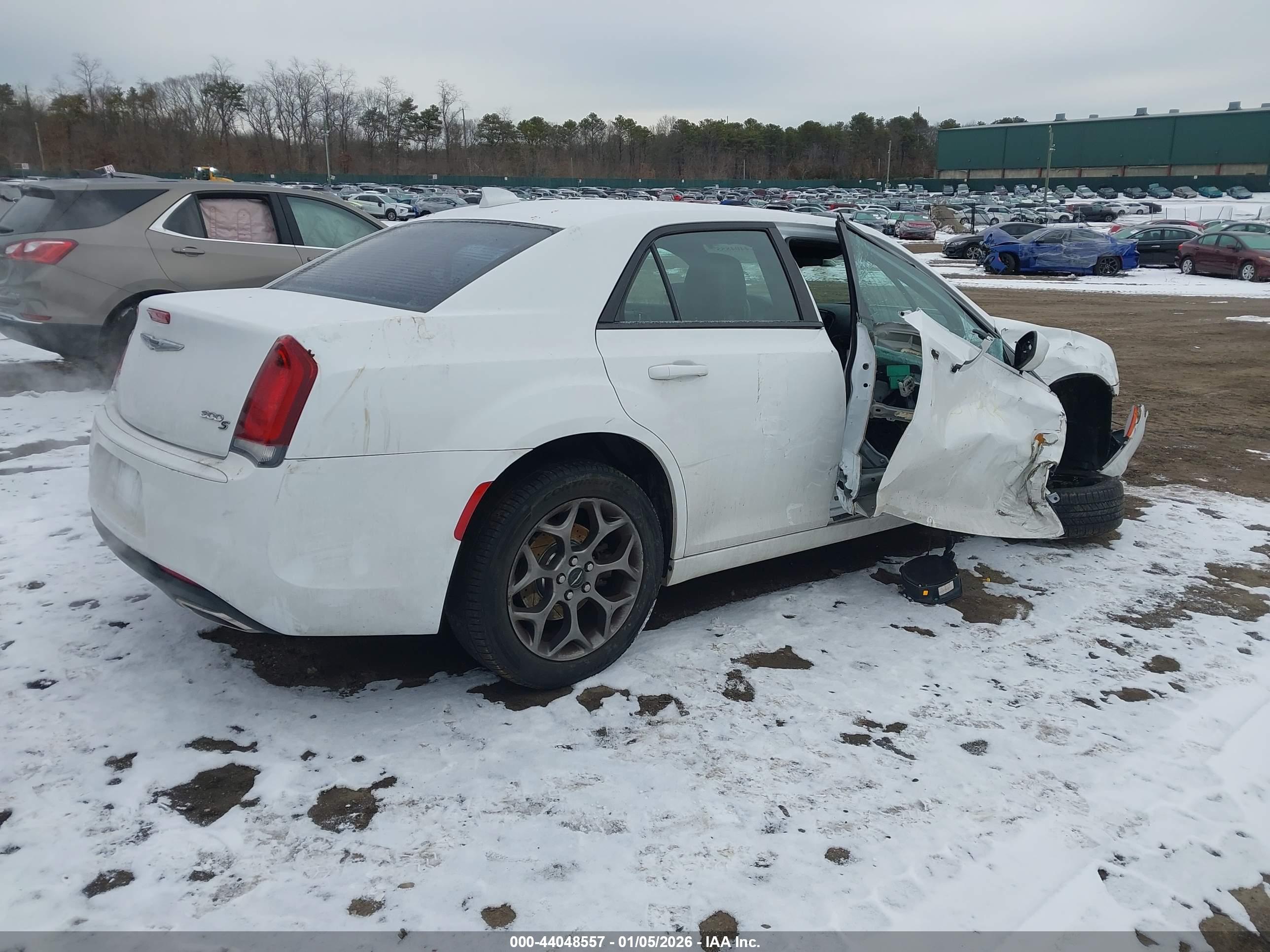 CHRYSLER 300 image 4