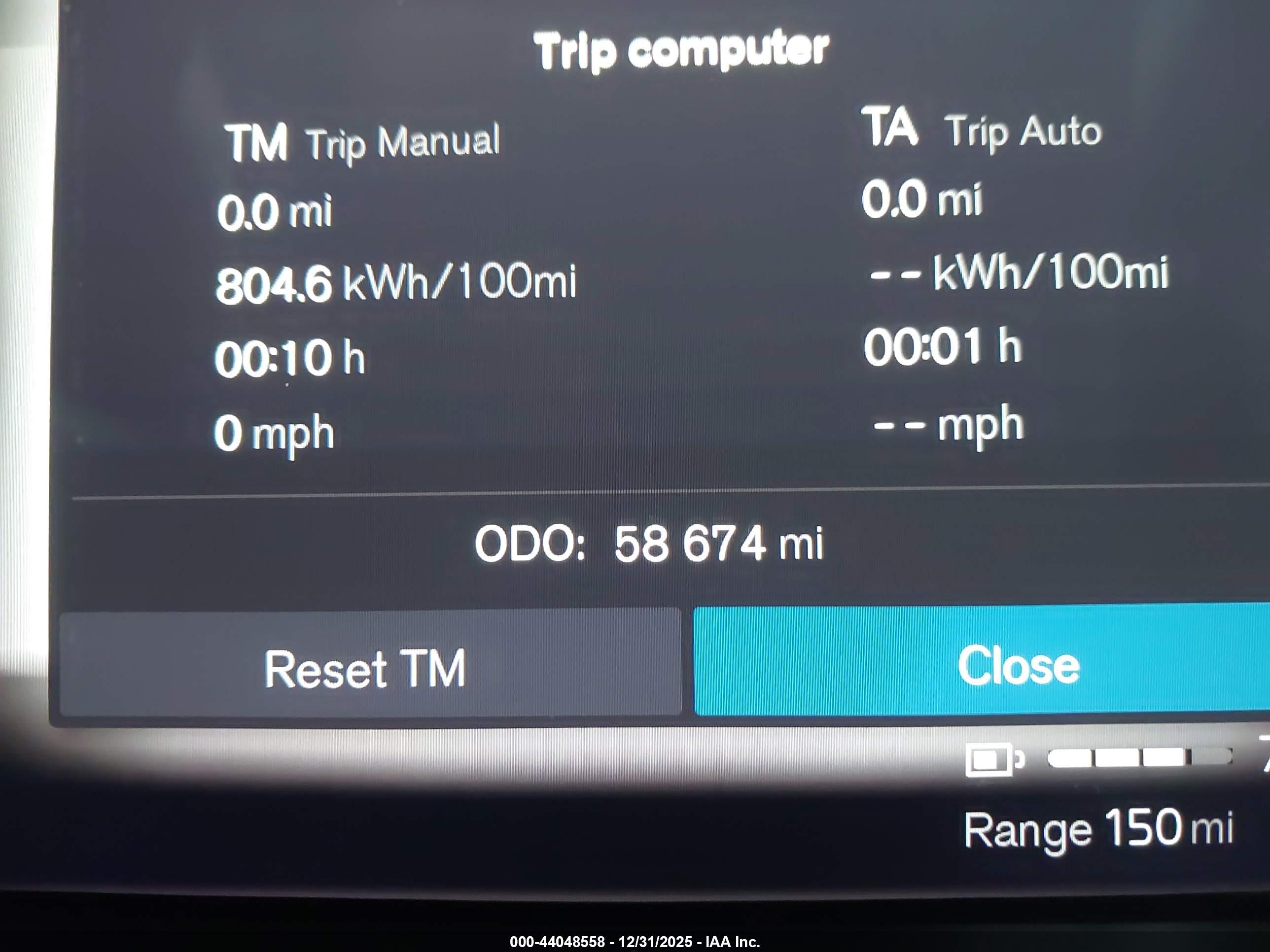 VOLVO C40 image 7
