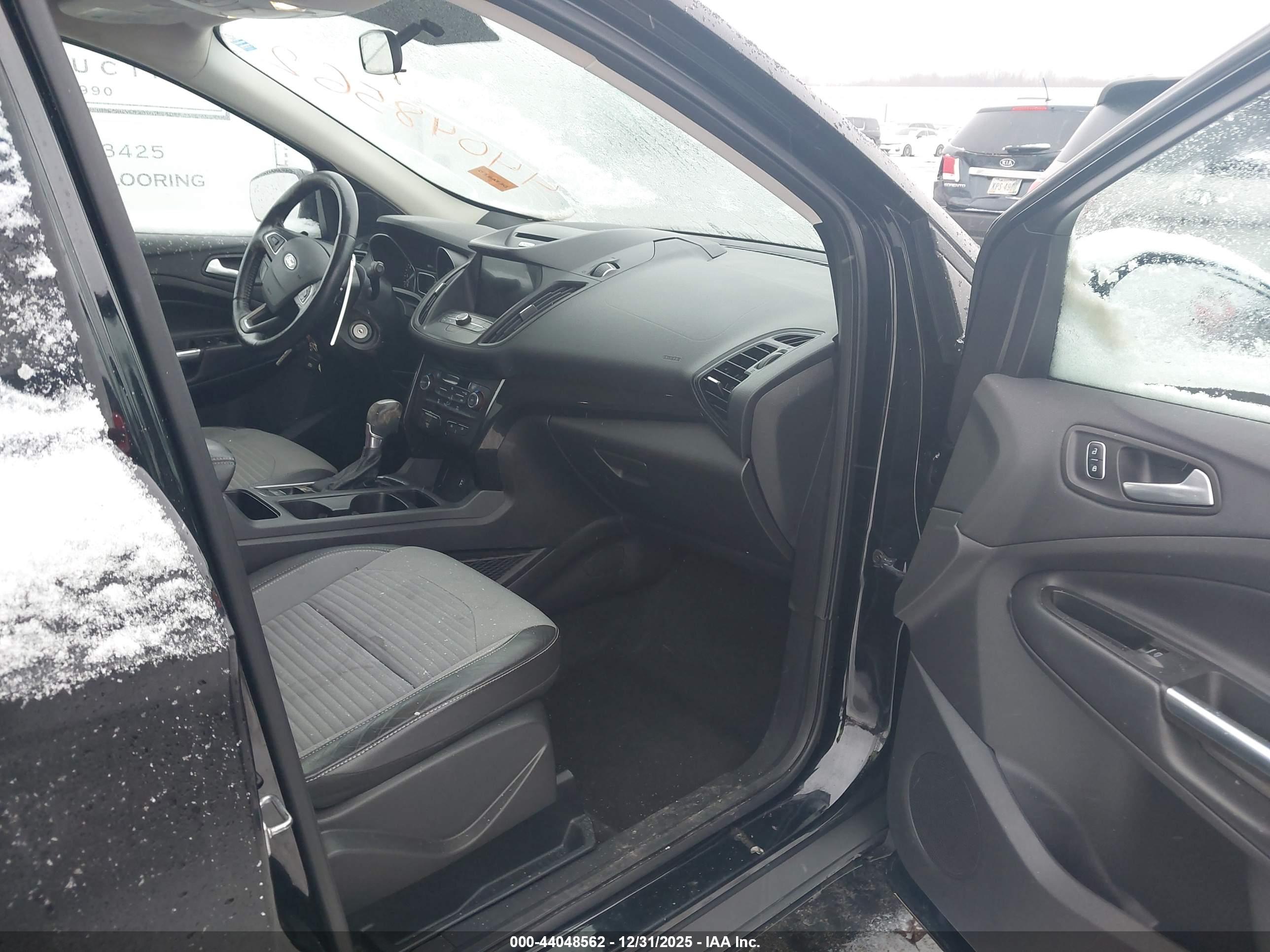 FORD ESCAPE image 5