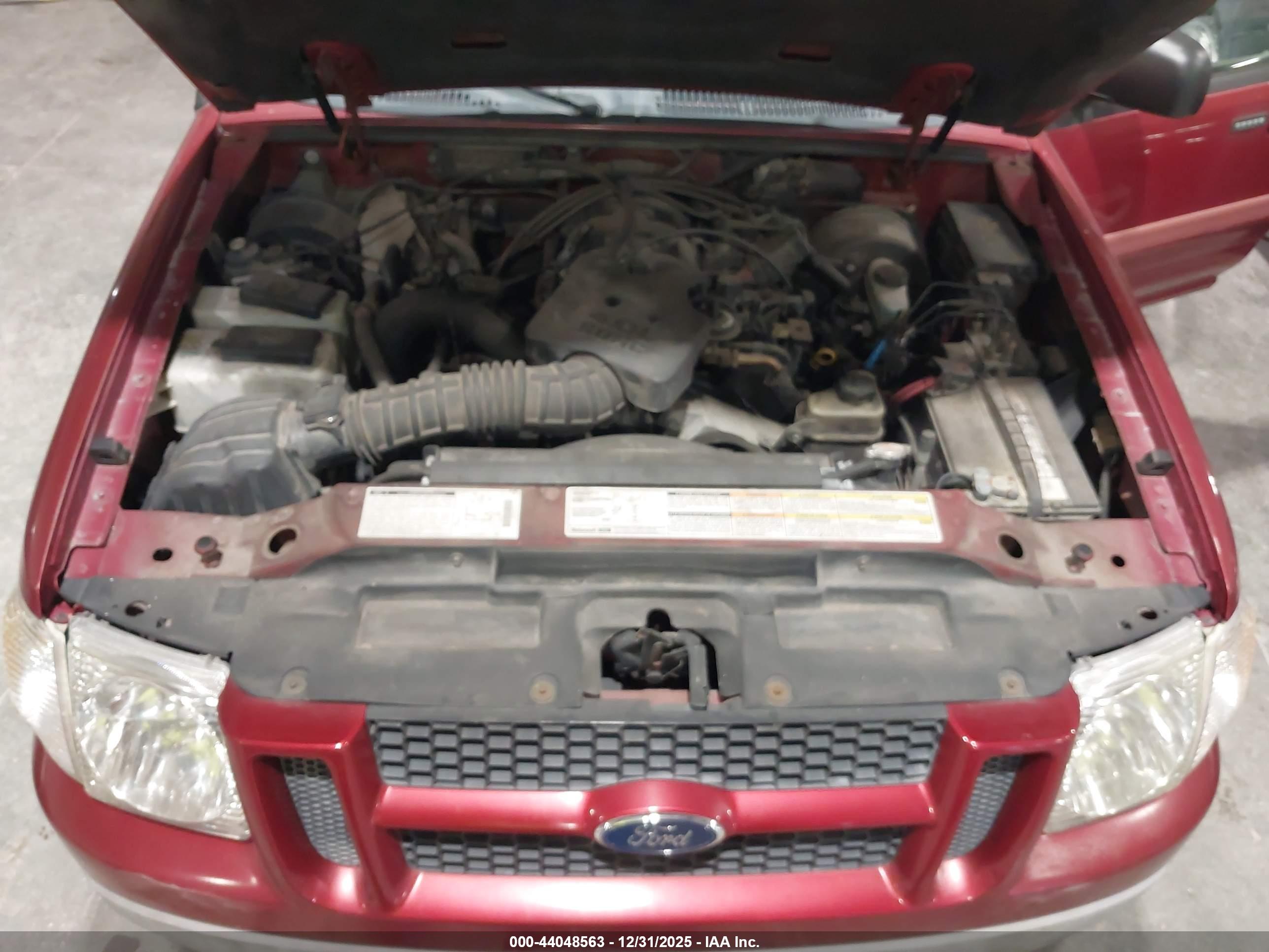 FORD EXPLORER image 10