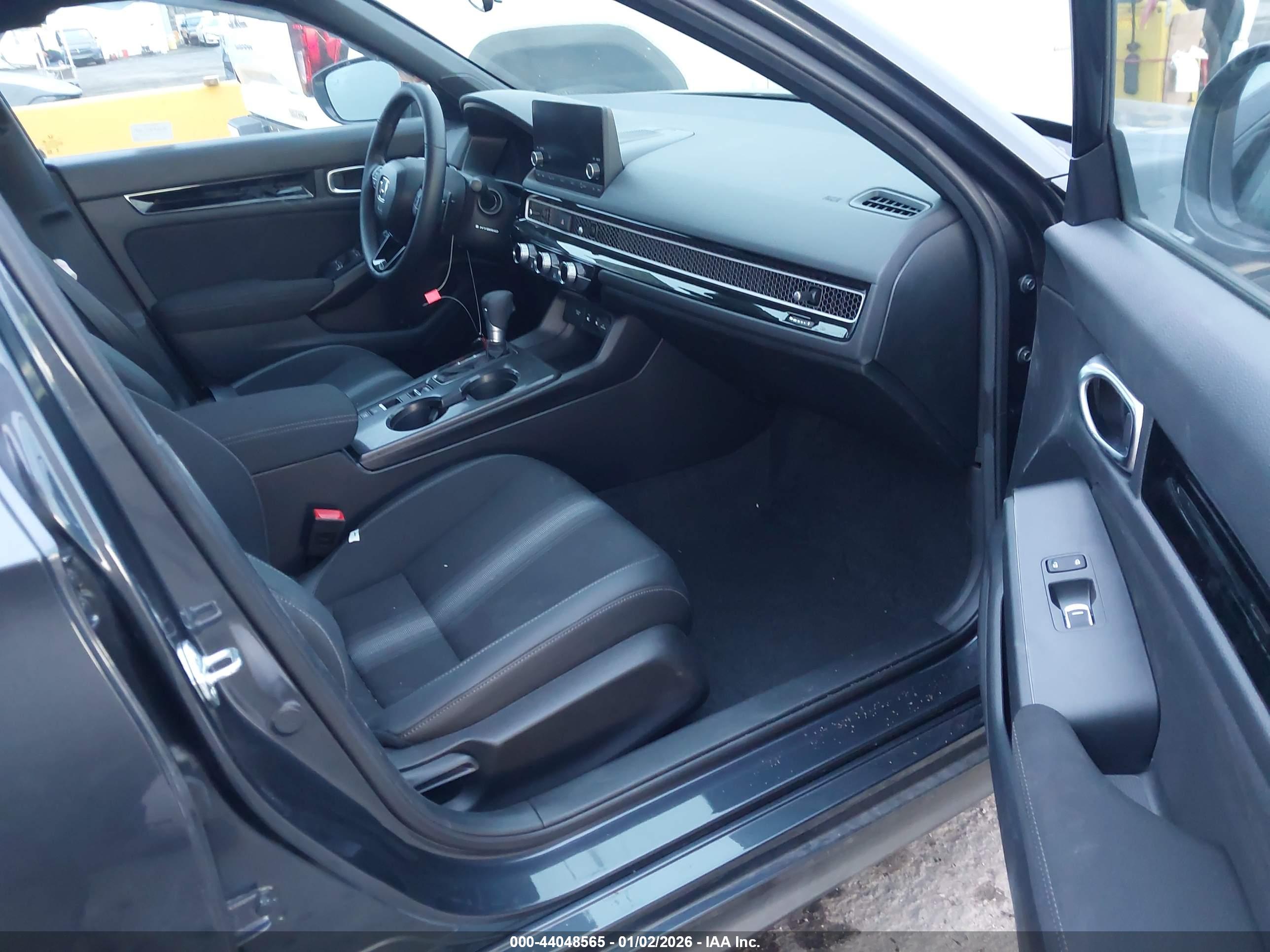 HONDA CIVIC image 5