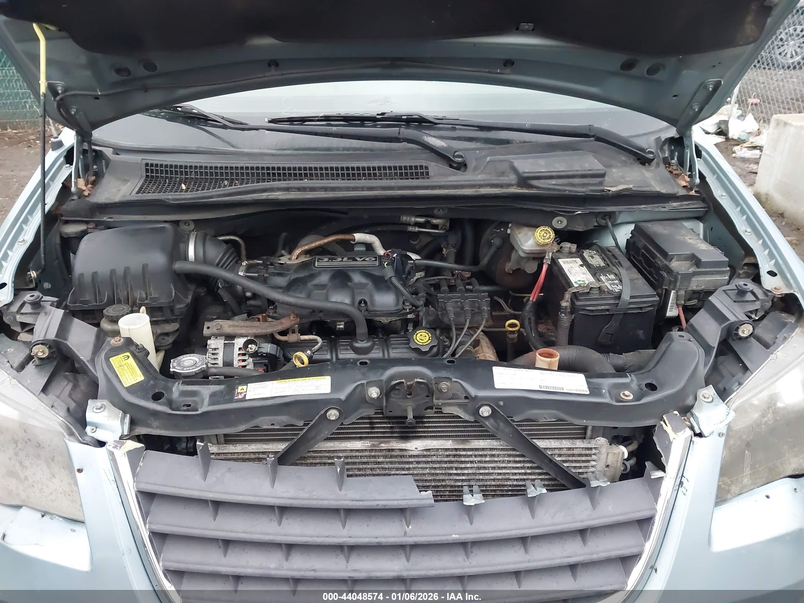 CHRYSLER TOWN image 10