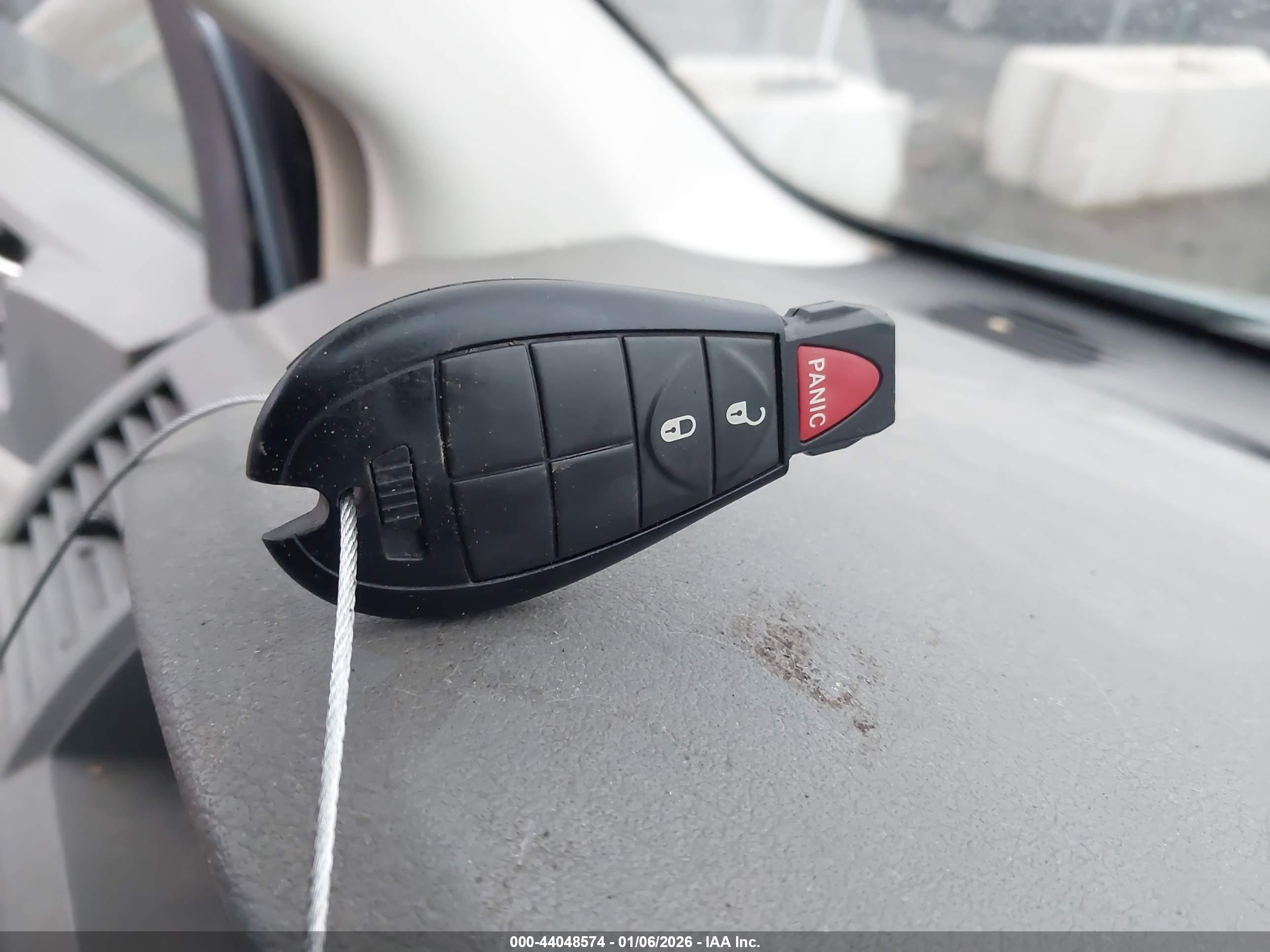 CHRYSLER TOWN image 11