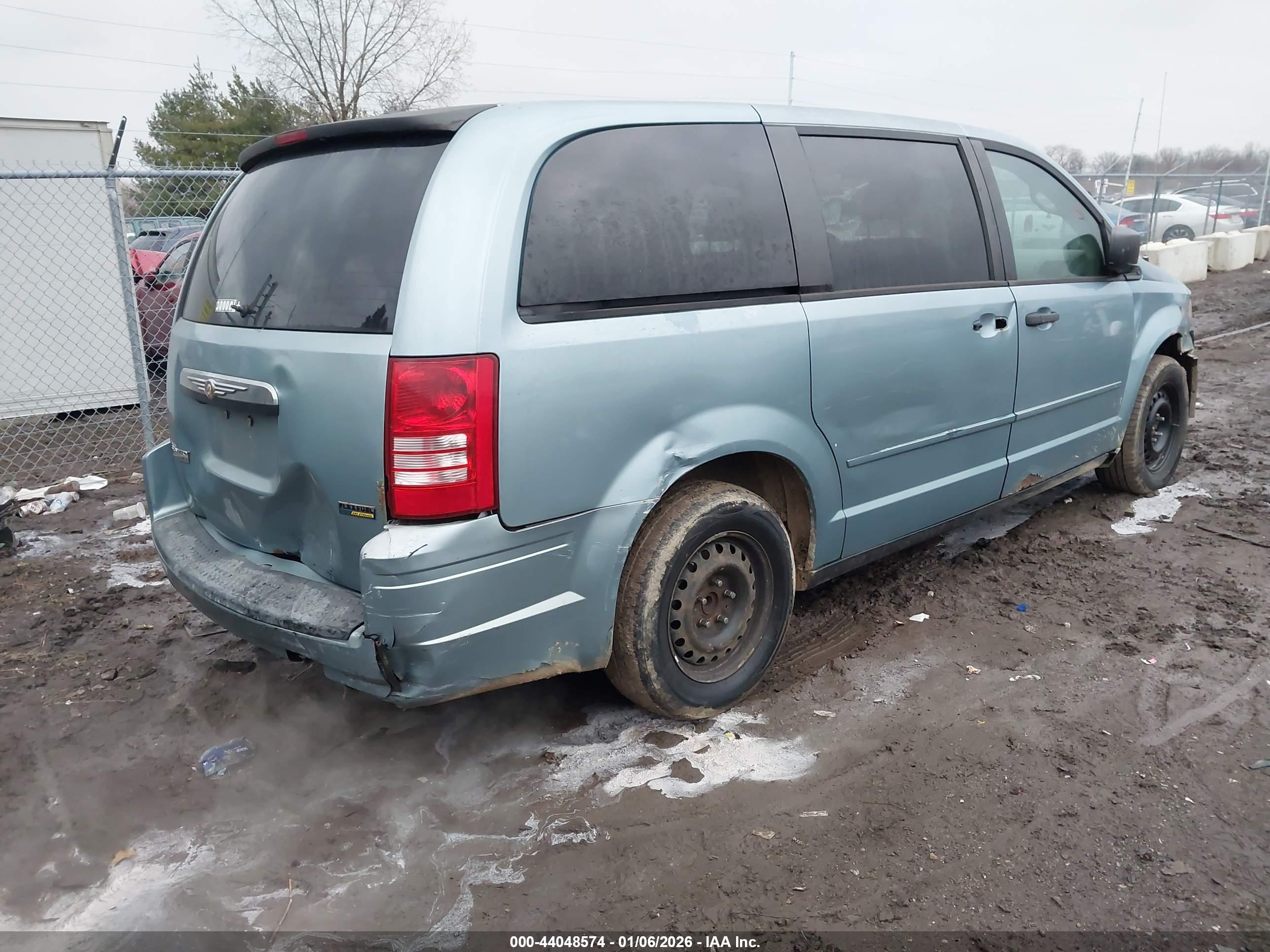 CHRYSLER TOWN image 4