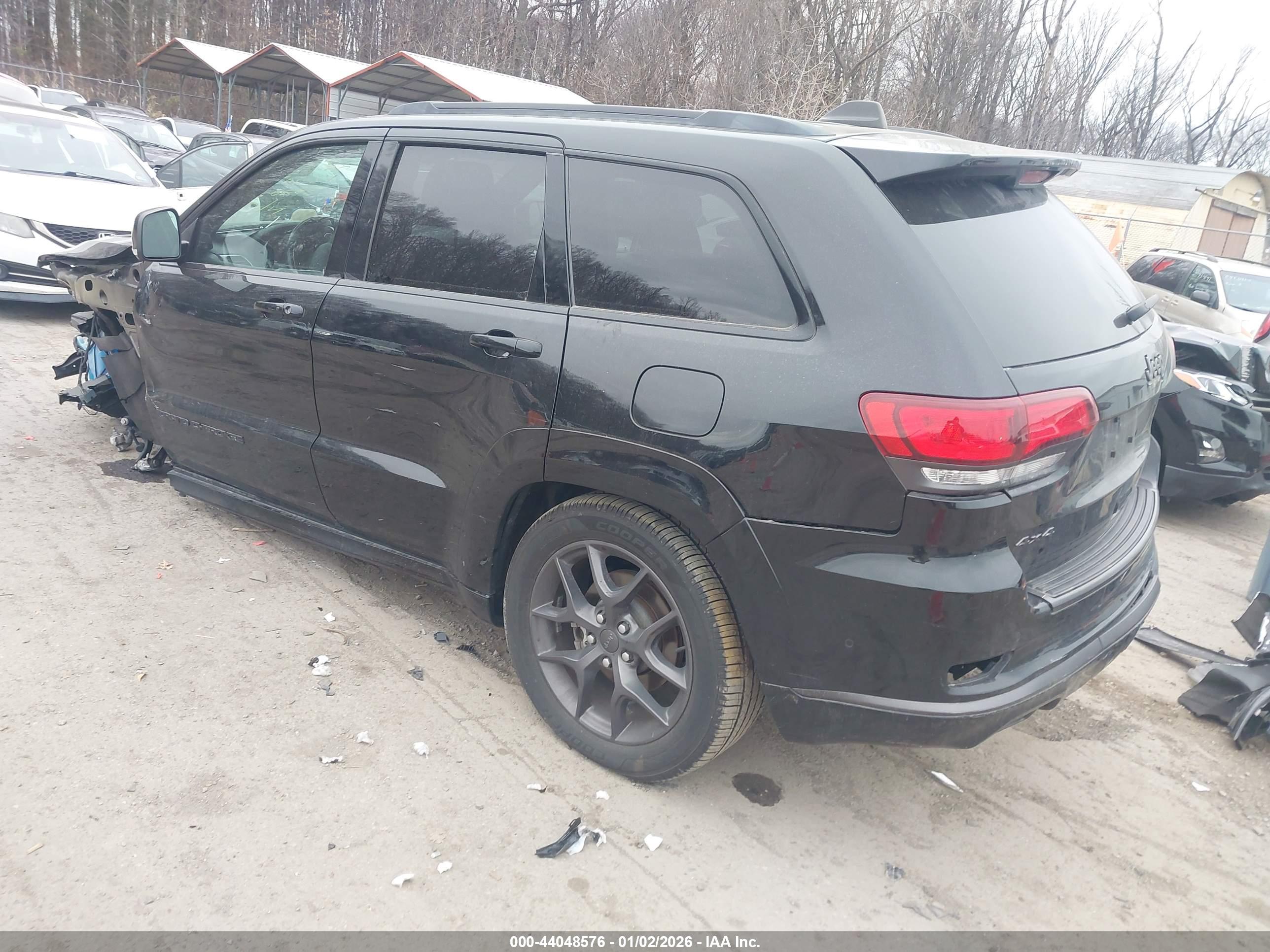 JEEP GRAND image 3