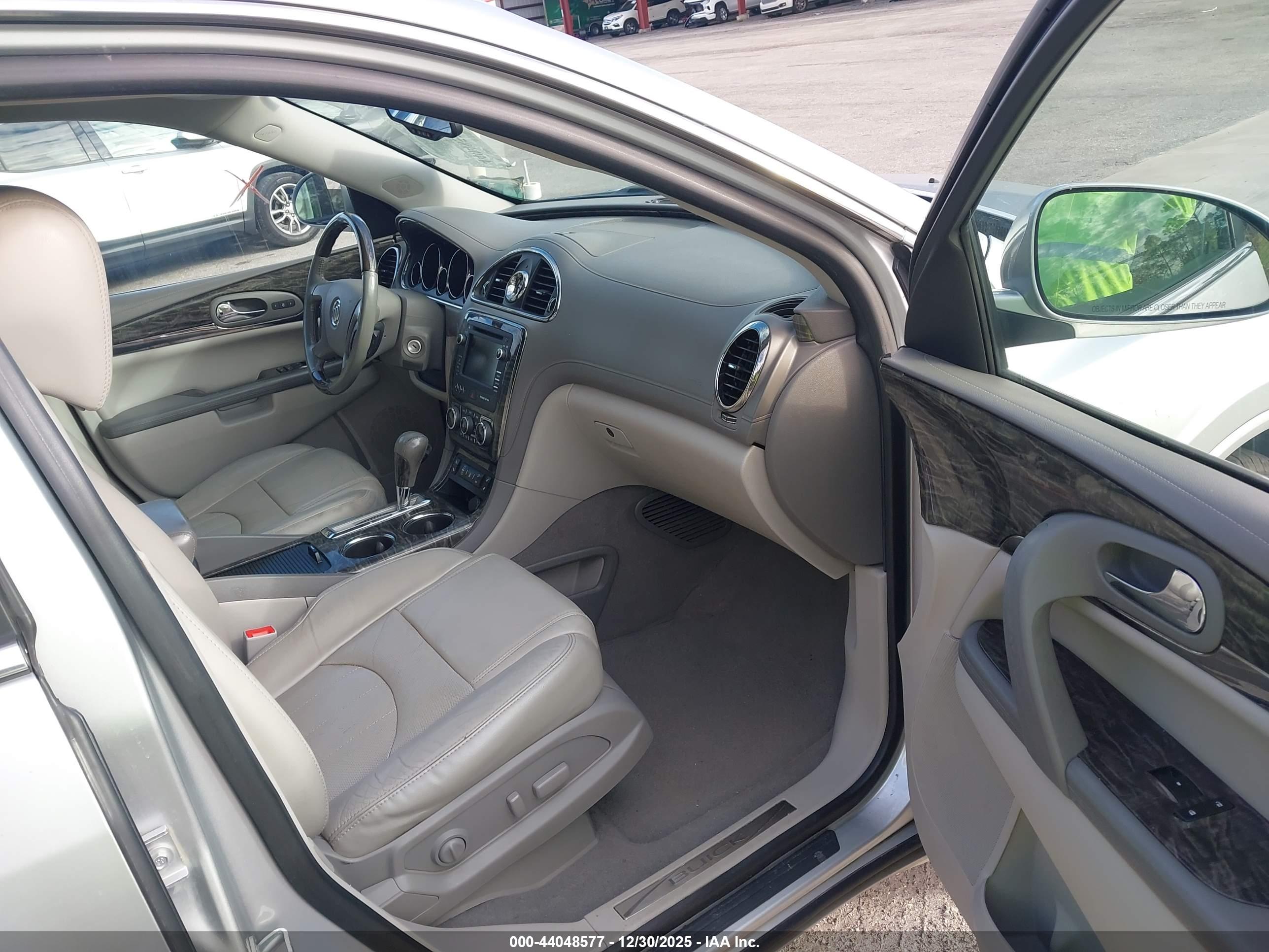 BUICK ENCLAVE image 5