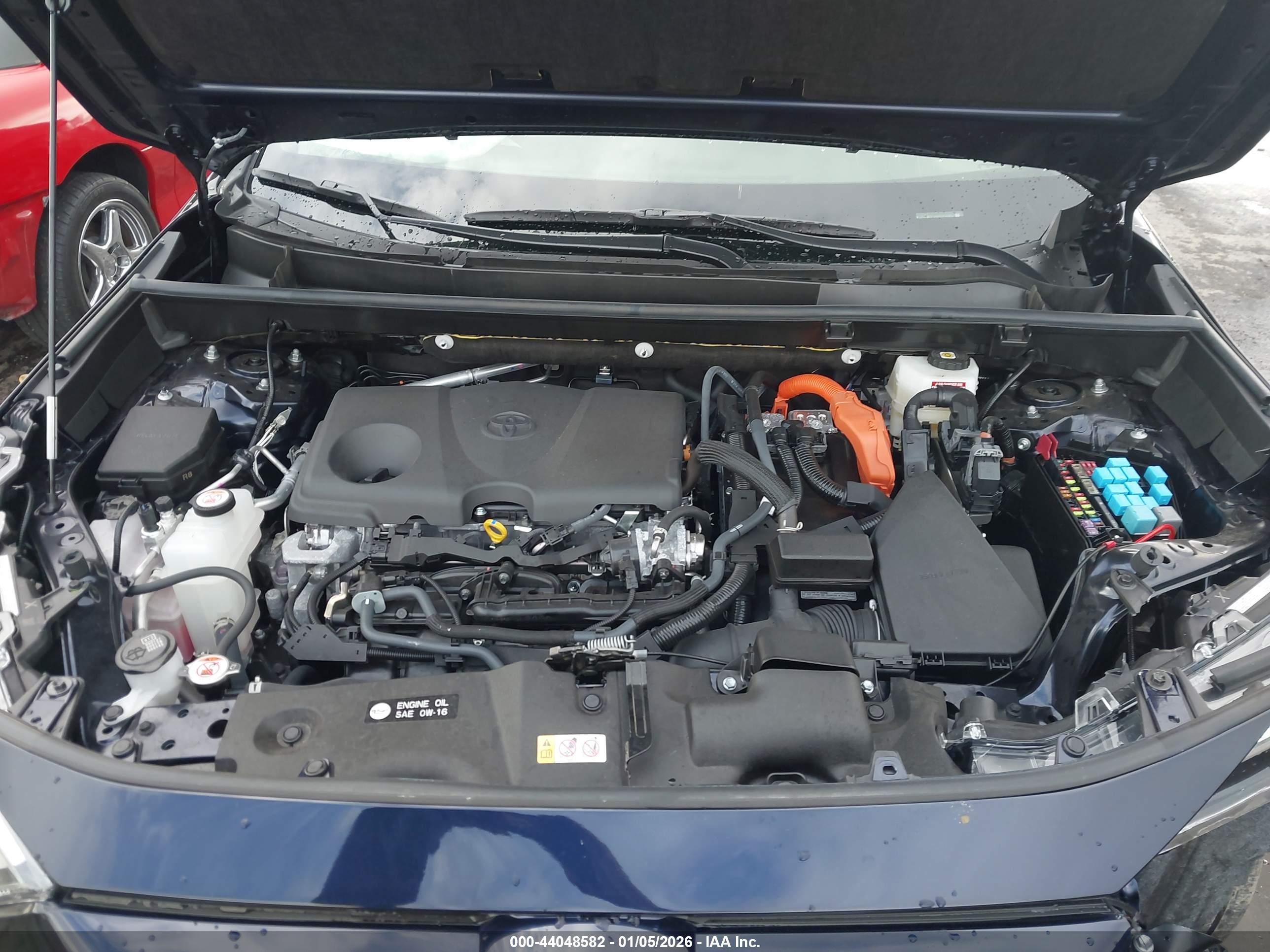 TOYOTA RAV4 image 10