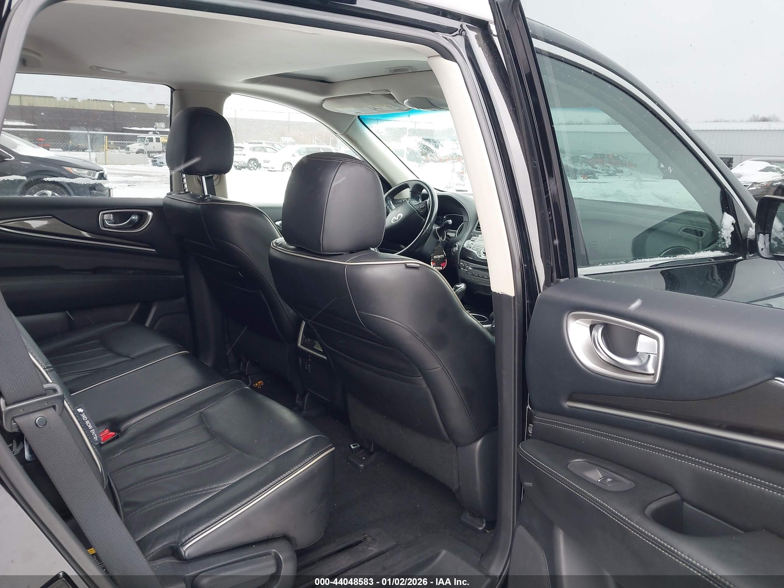 INFINITI QX60 image 8