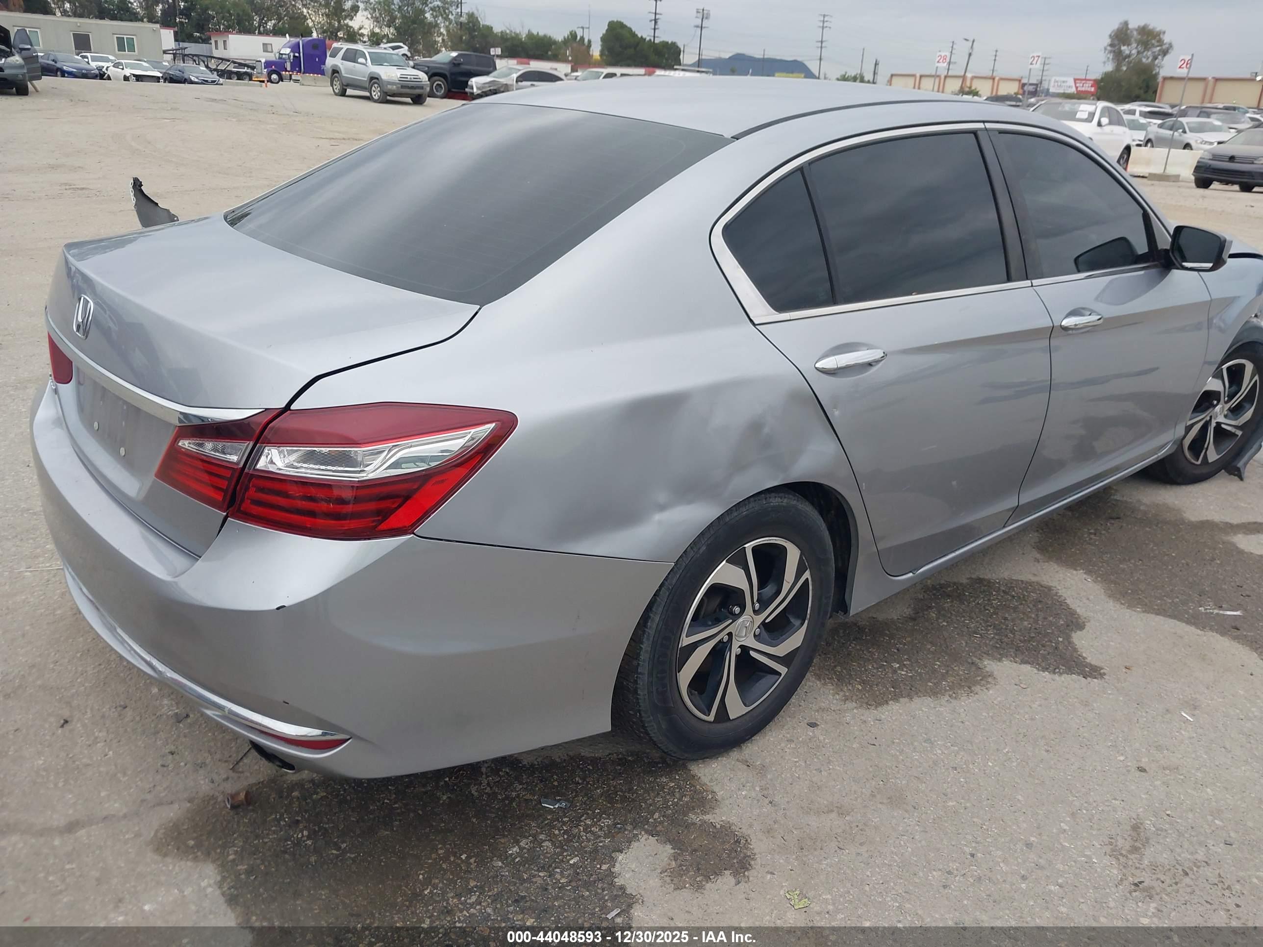 HONDA ACCORD image 4