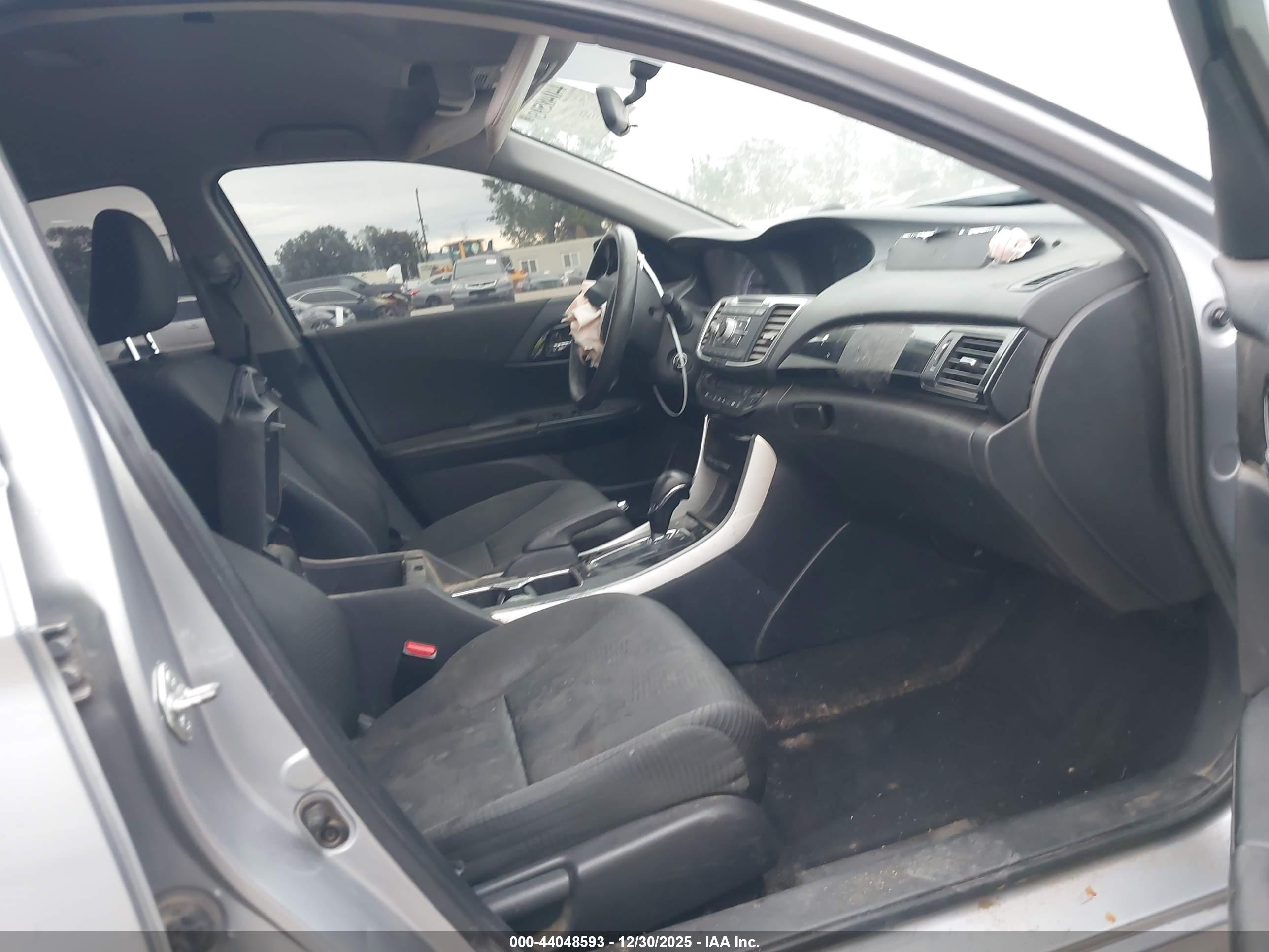 HONDA ACCORD image 5