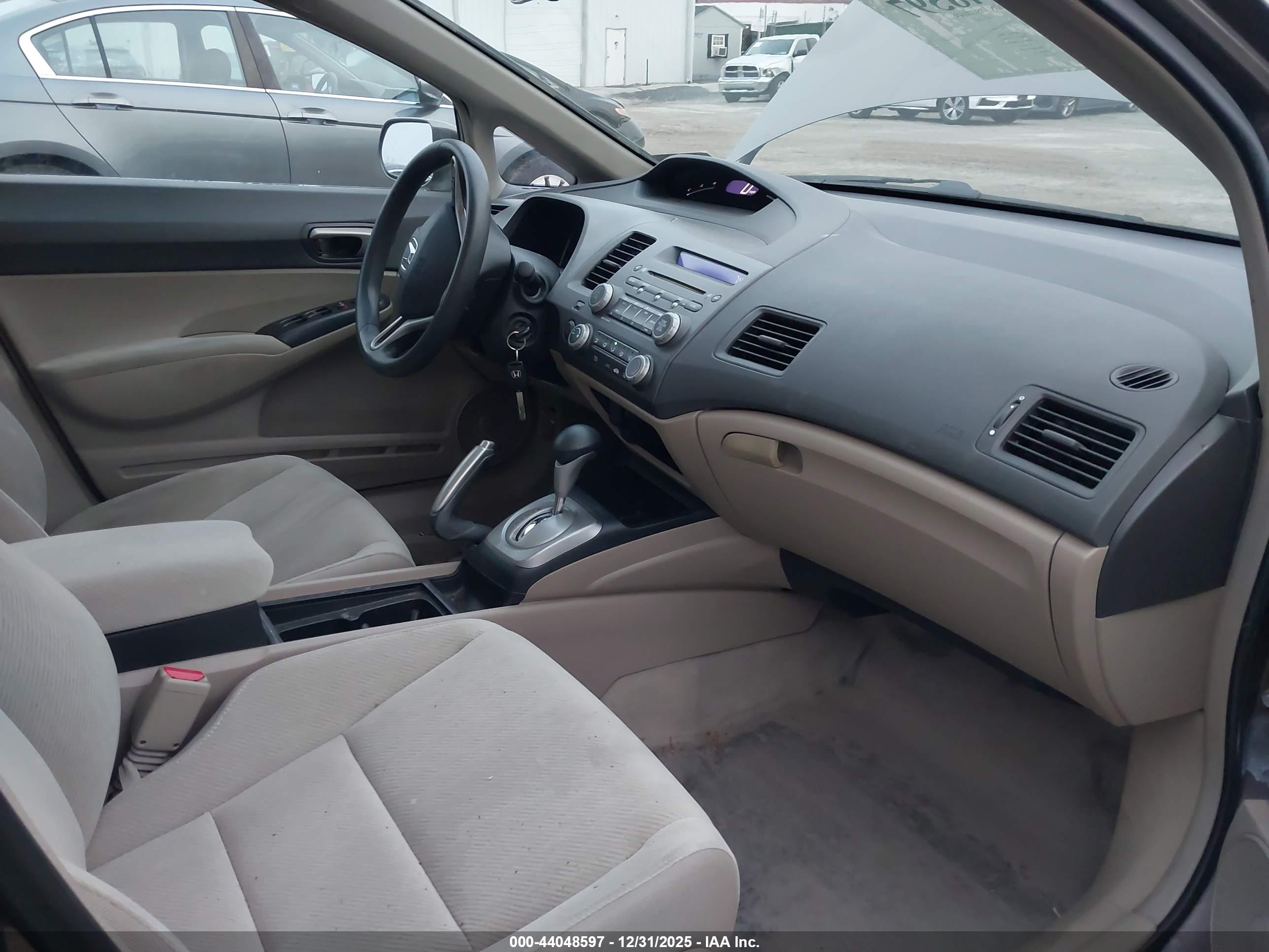 HONDA CIVIC image 5