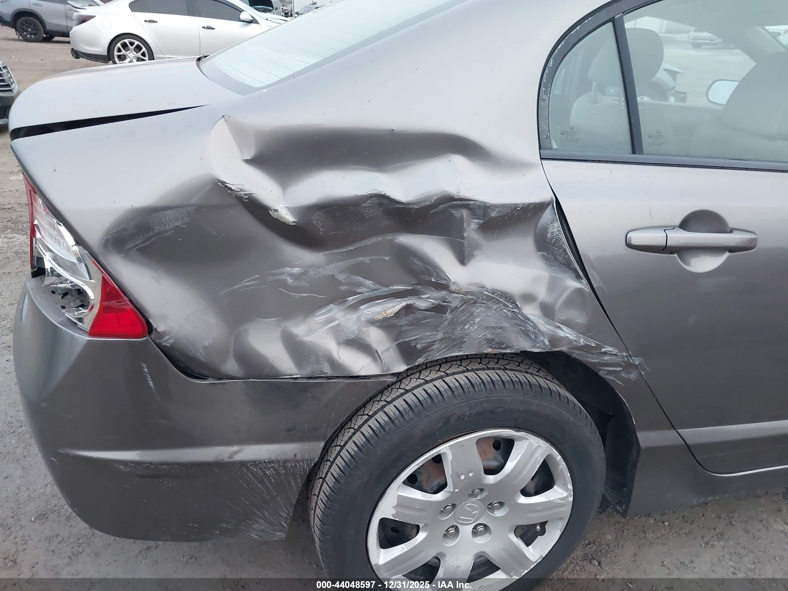 HONDA CIVIC image 6