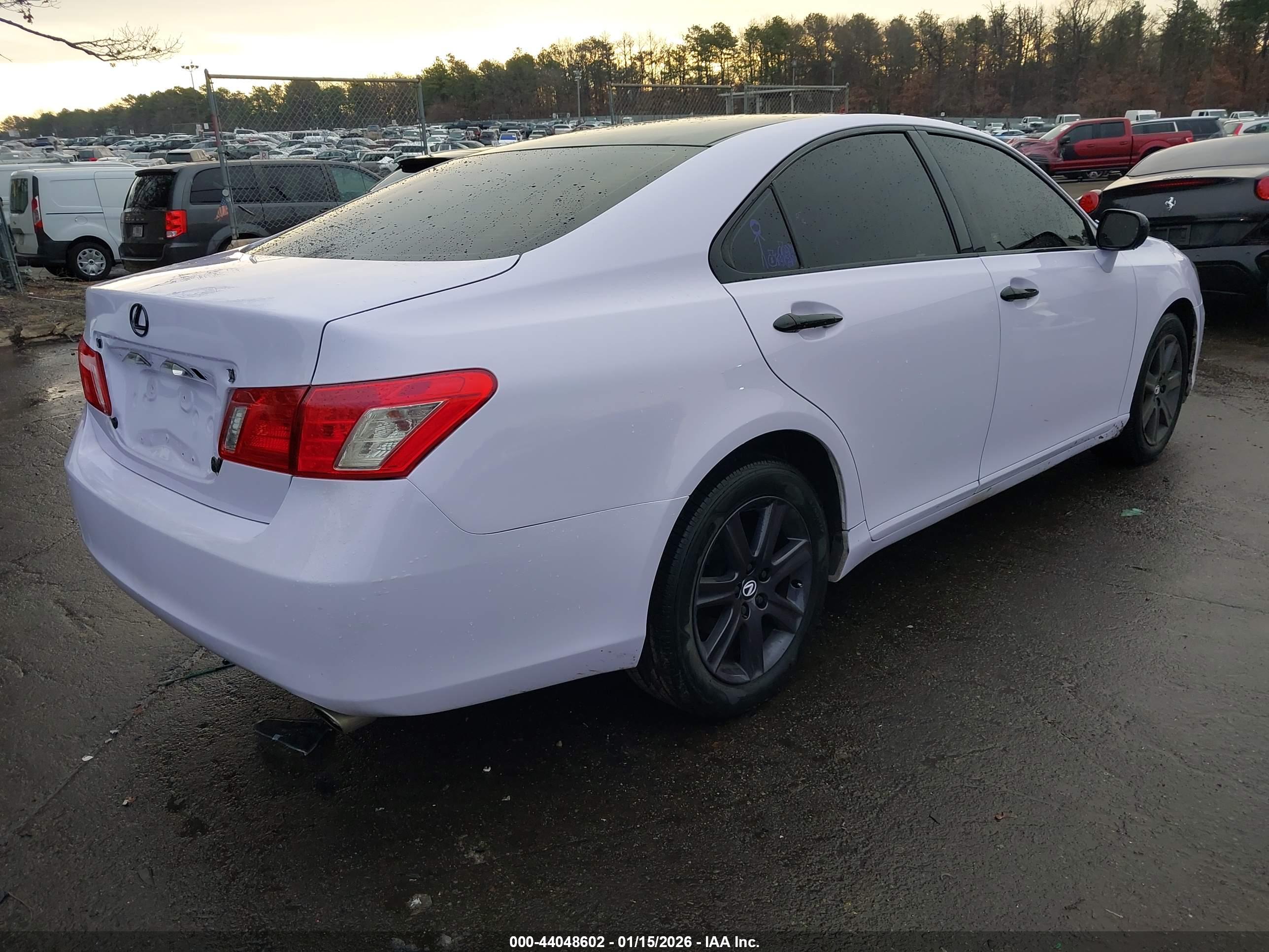 LEXUS ES image 4