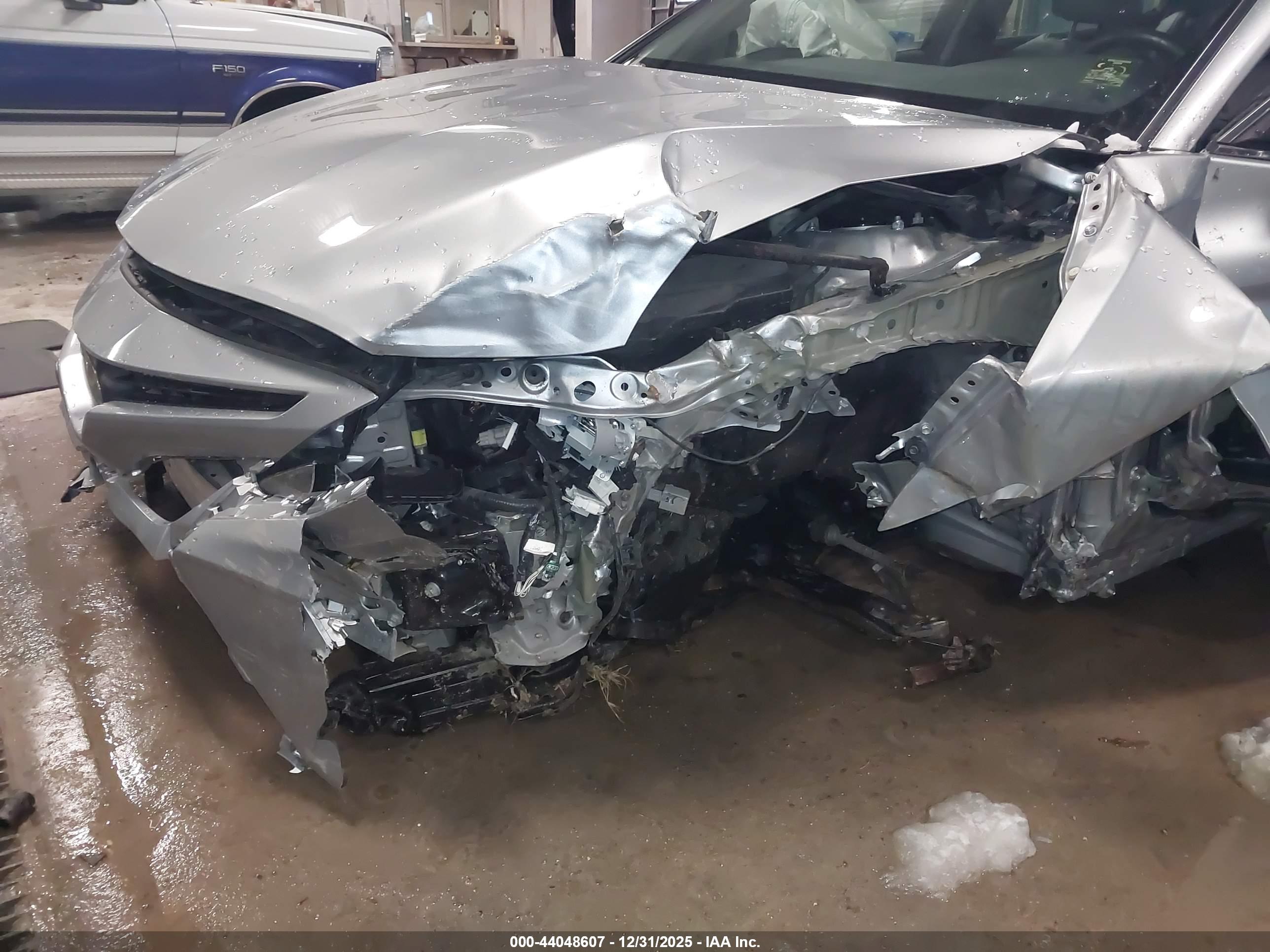 TOYOTA CAMRY image 6