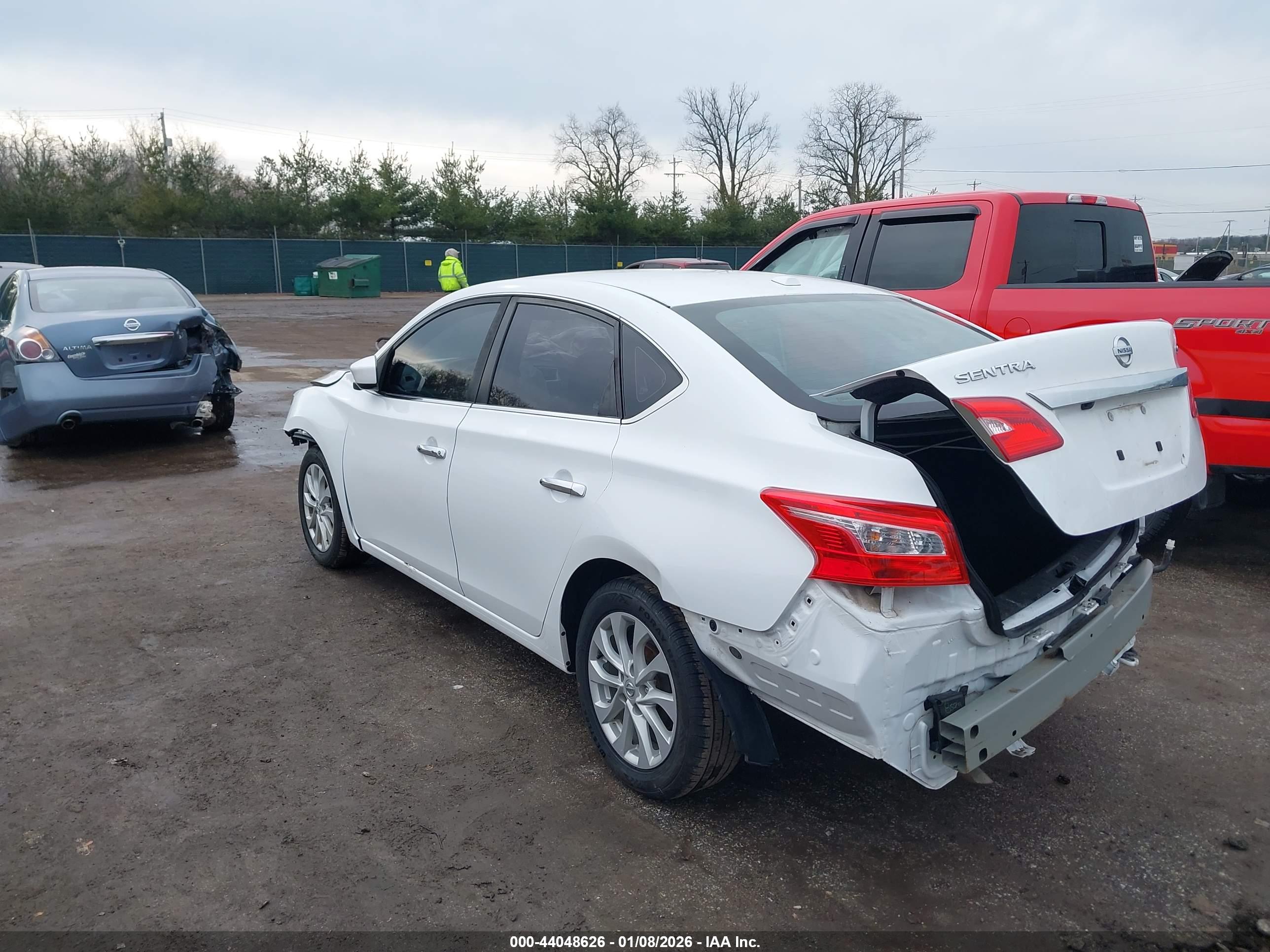 NISSAN SENTRA image 3