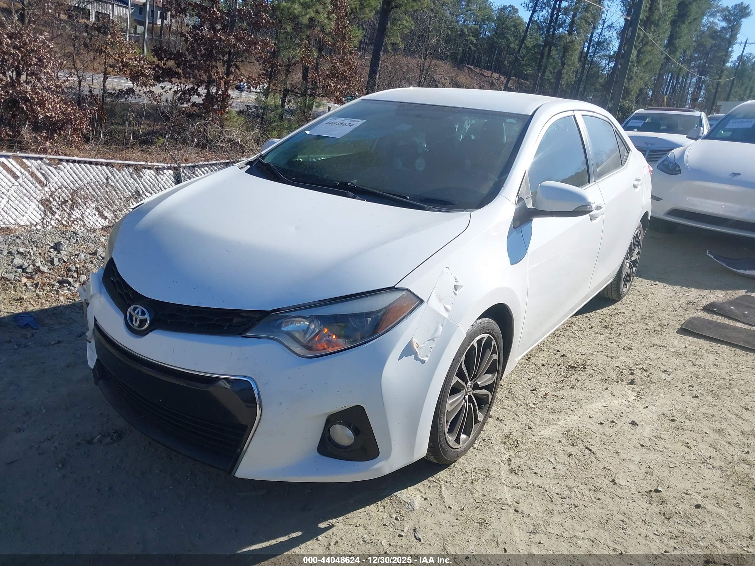 TOYOTA COROLLA image 2