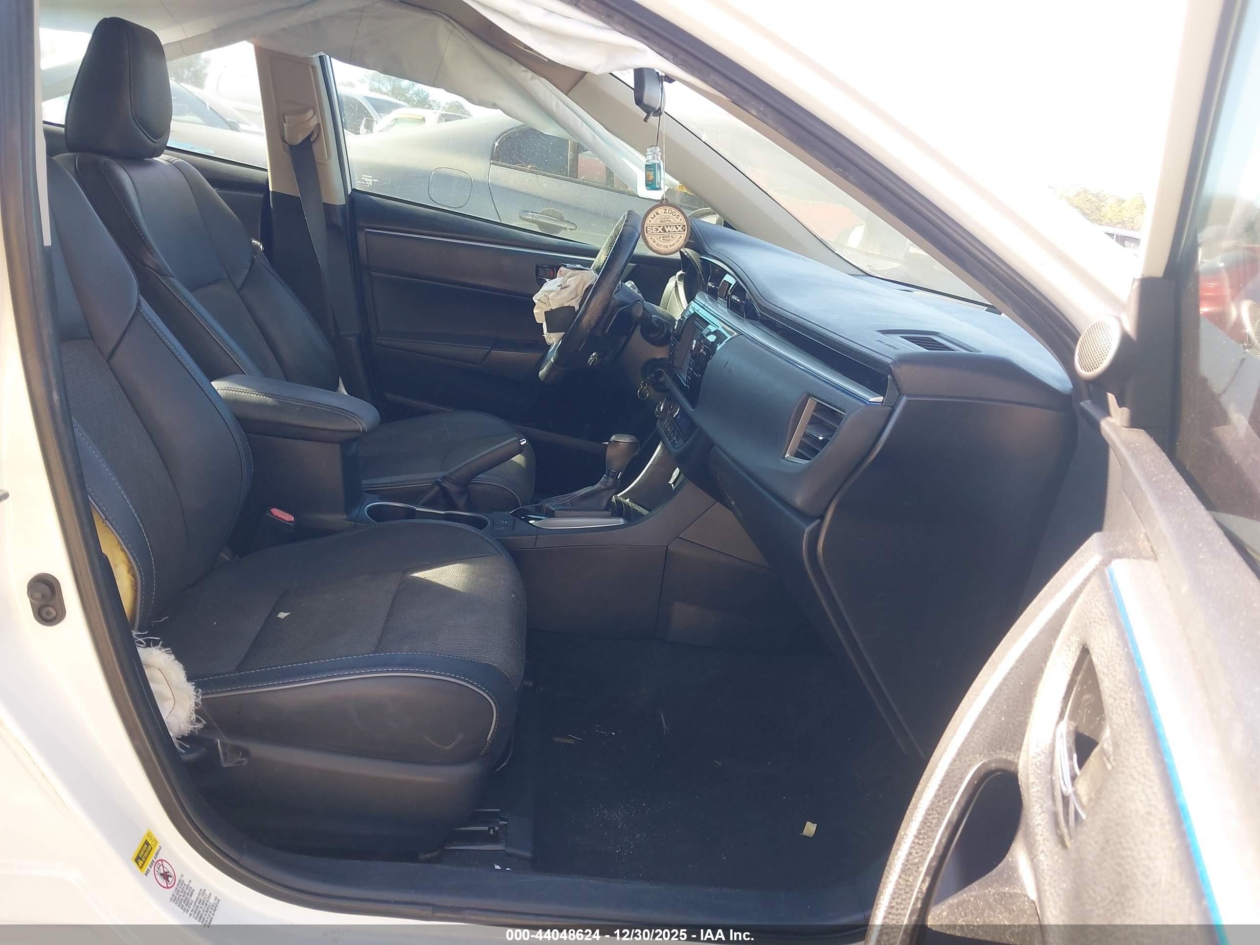 TOYOTA COROLLA image 5