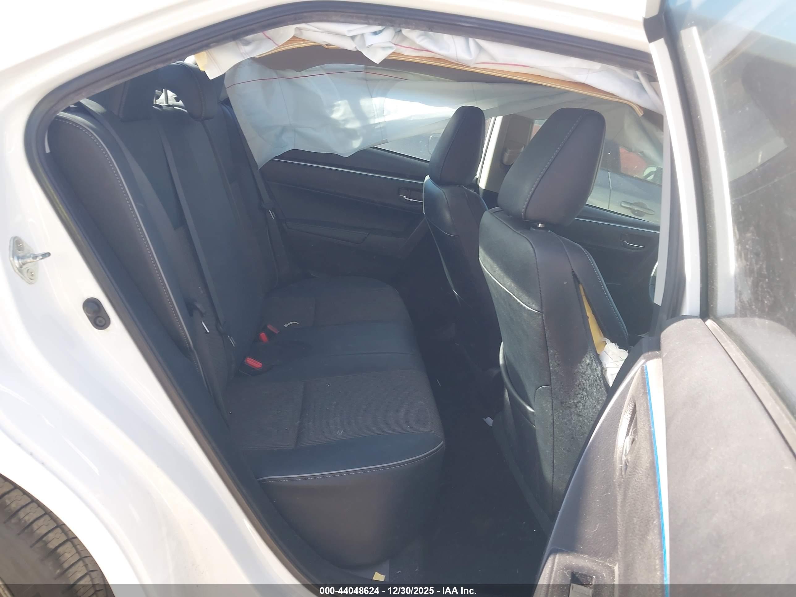 TOYOTA COROLLA image 8
