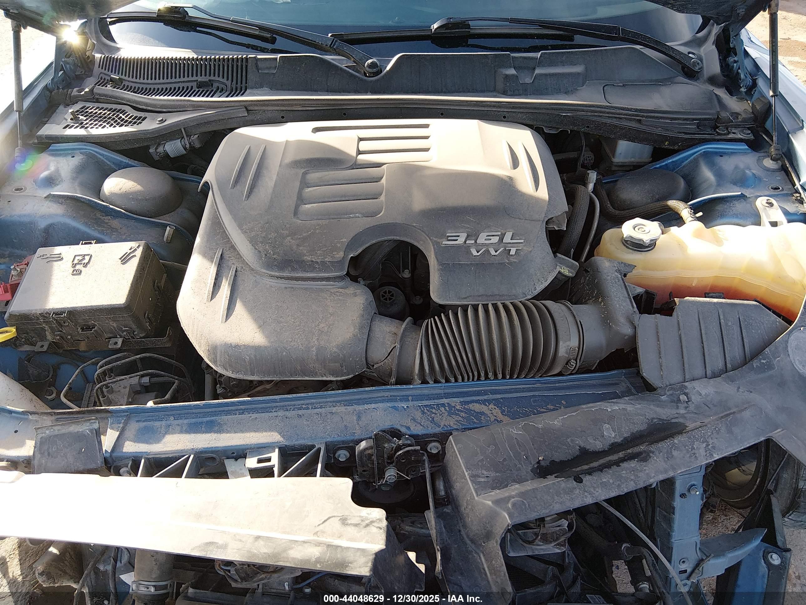 DODGE CHALLENGER image 10