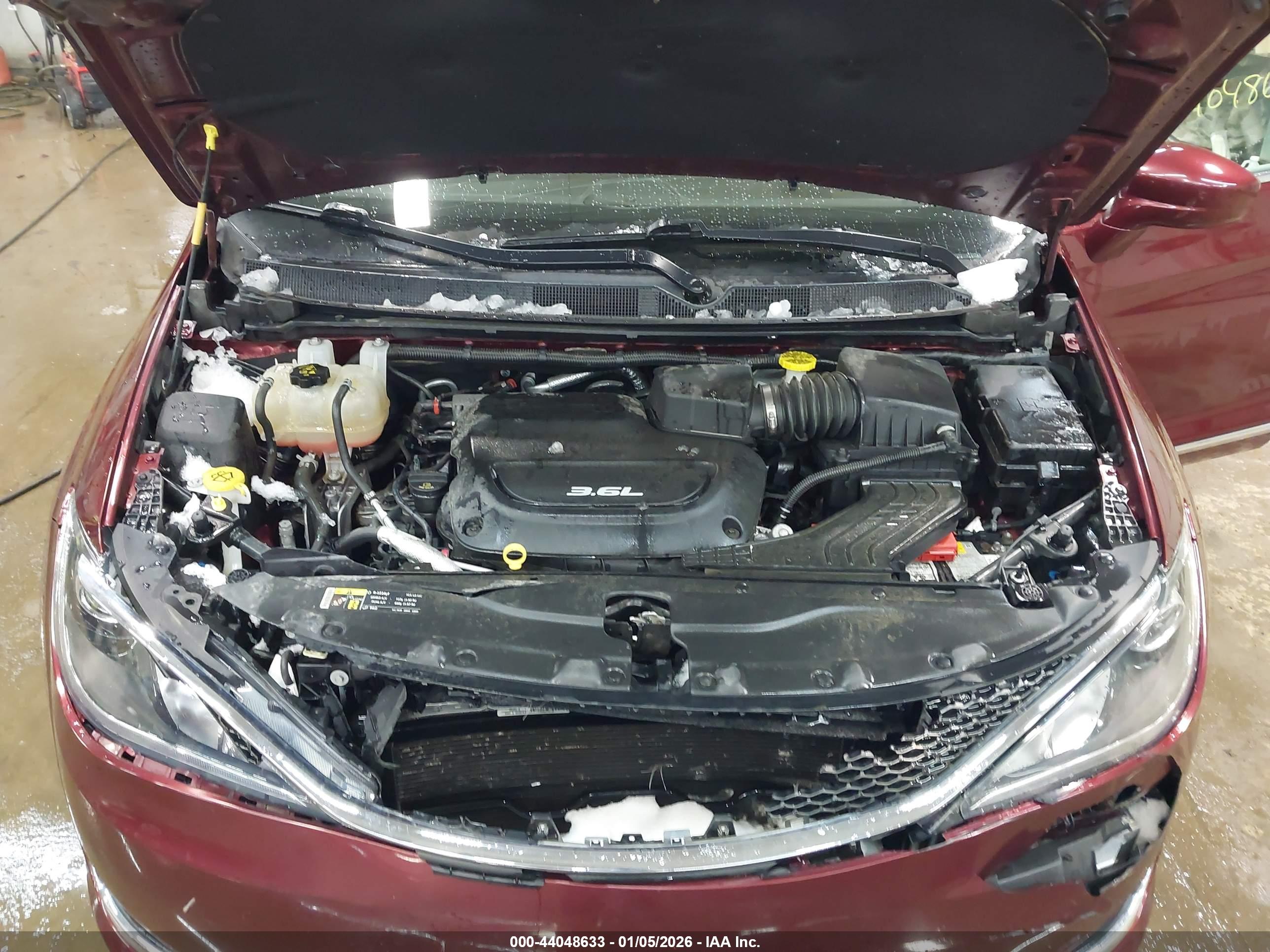 CHRYSLER PACIFICA image 10