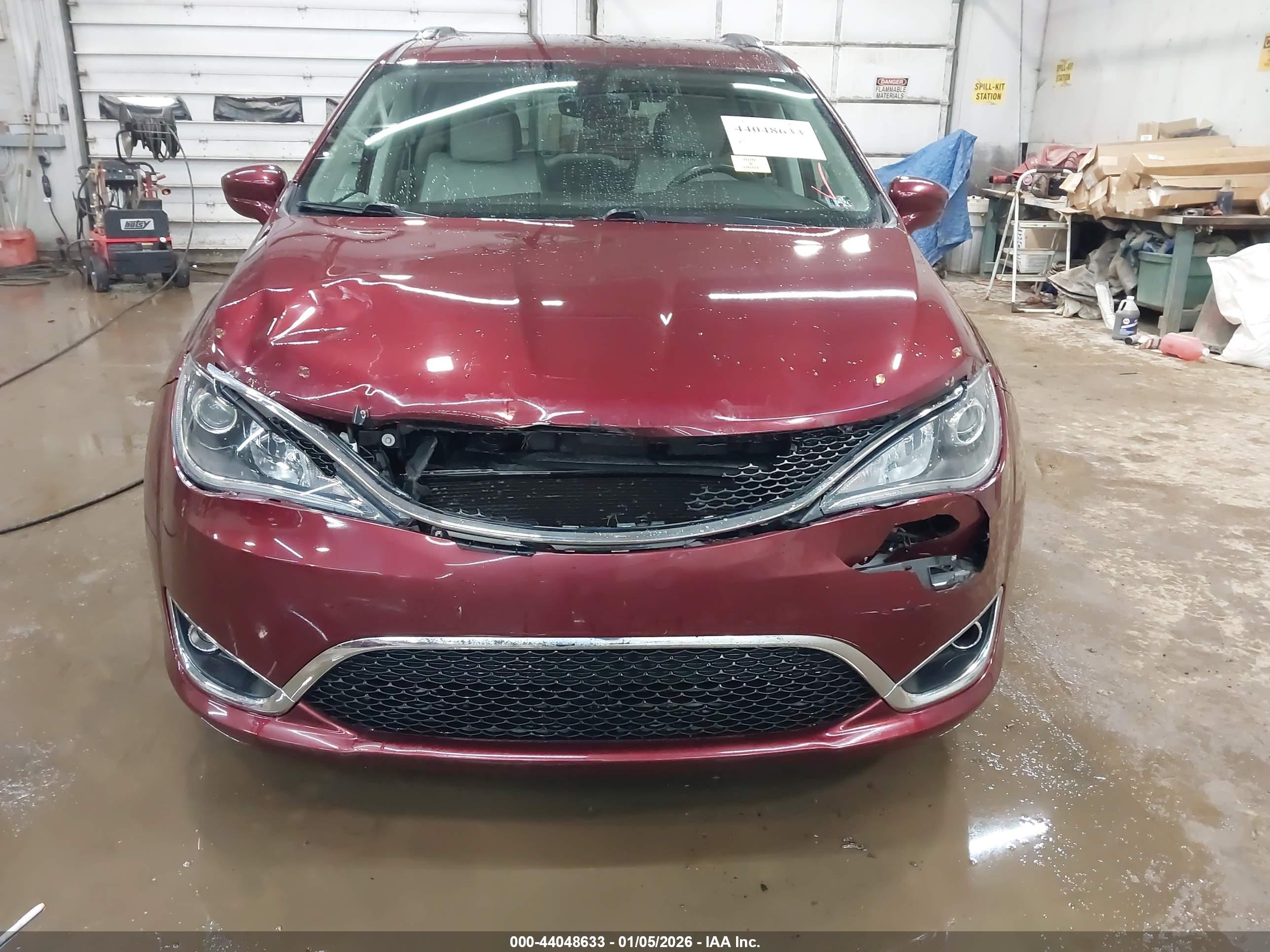 CHRYSLER PACIFICA image 6