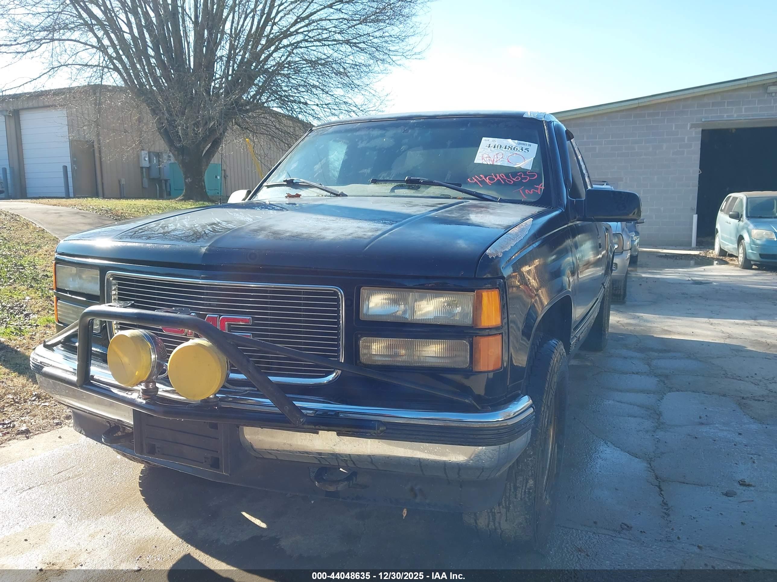 GMC SIERRA image 6