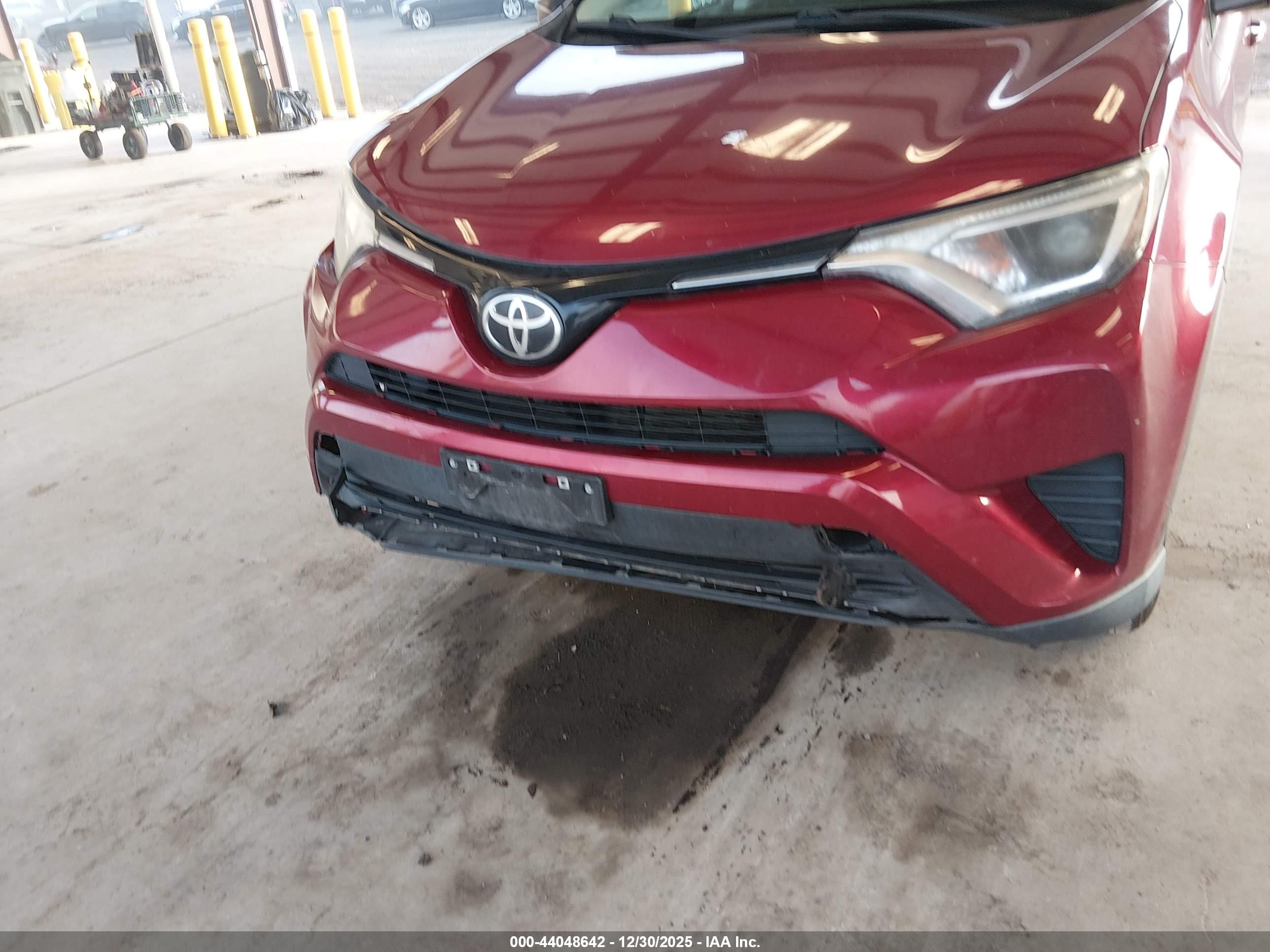 TOYOTA RAV4 image 6