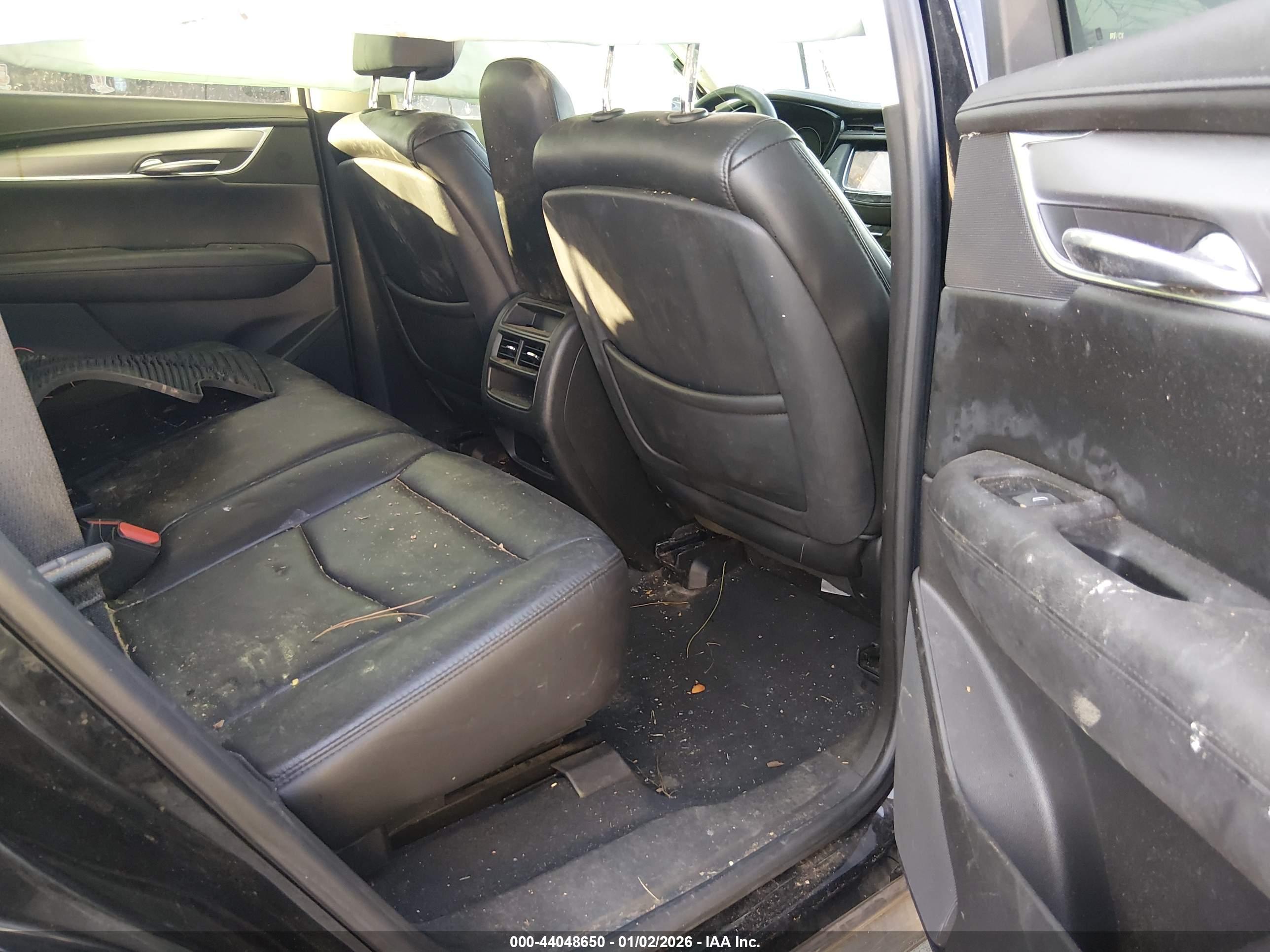 CADILLAC XT5 image 8