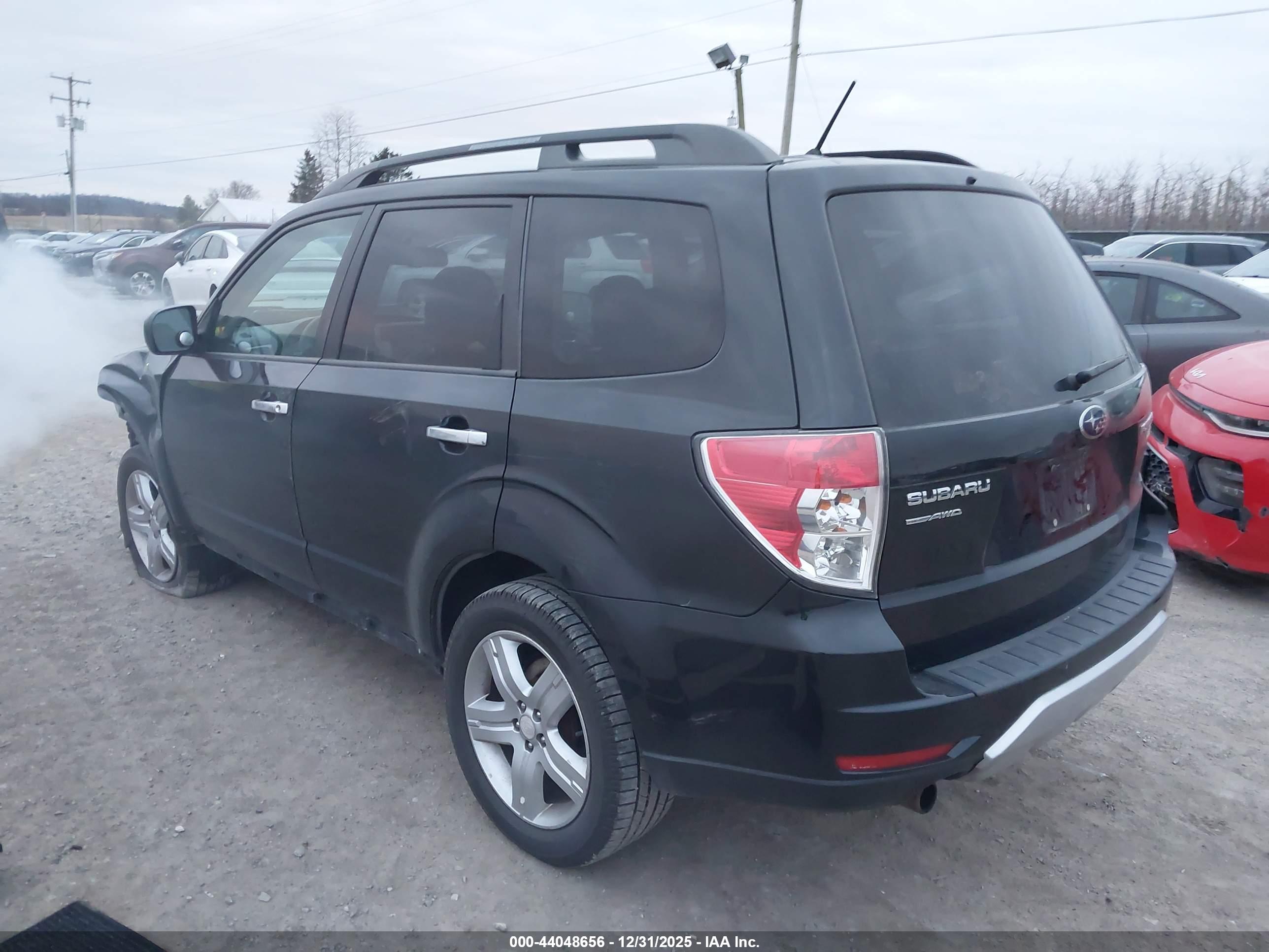 SUBARU FORESTER image 3