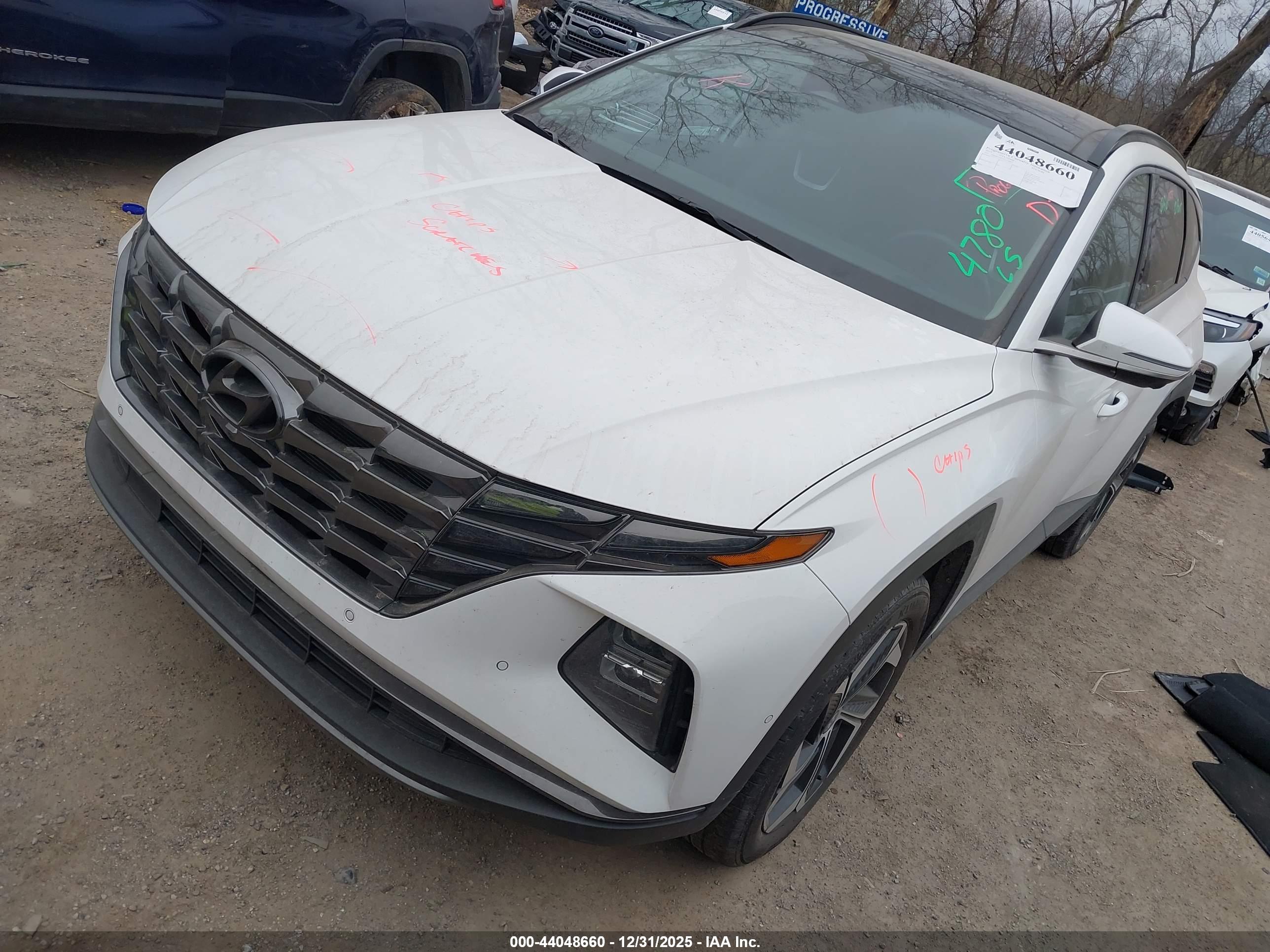 HYUNDAI TUCSON image 2